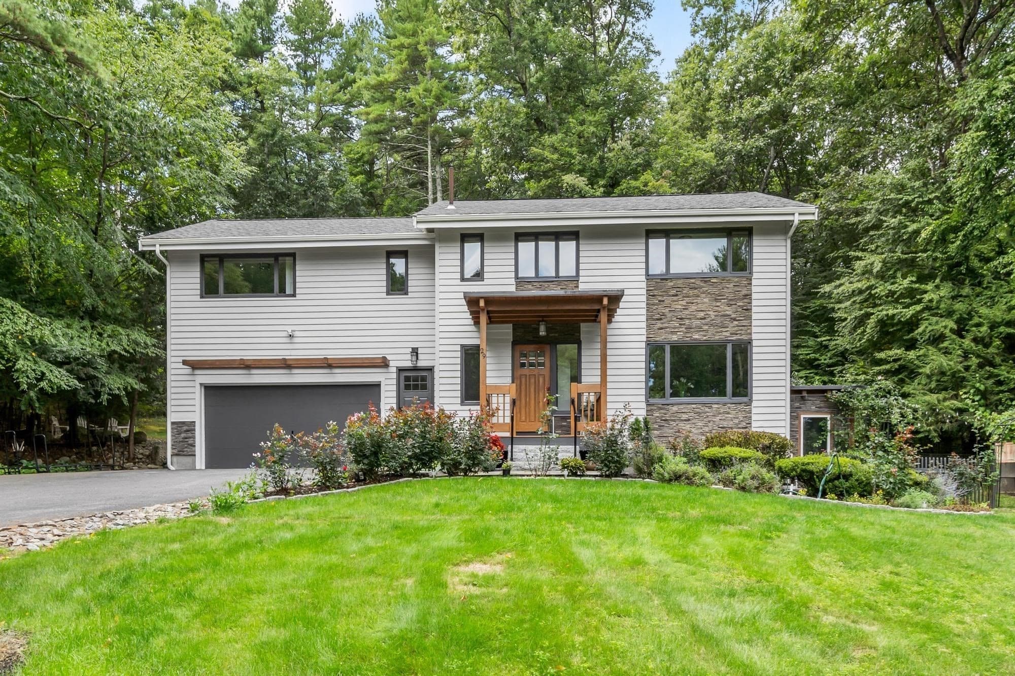 29 Shaker Rd, Harvard MA 01451