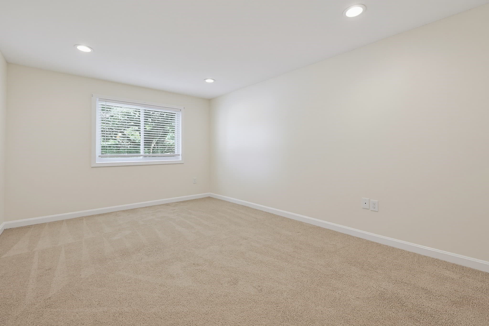 Condominium at 805 Franklin Crossing Road # 5, Franklin MA 02038, Franklin, photo 20 of 31