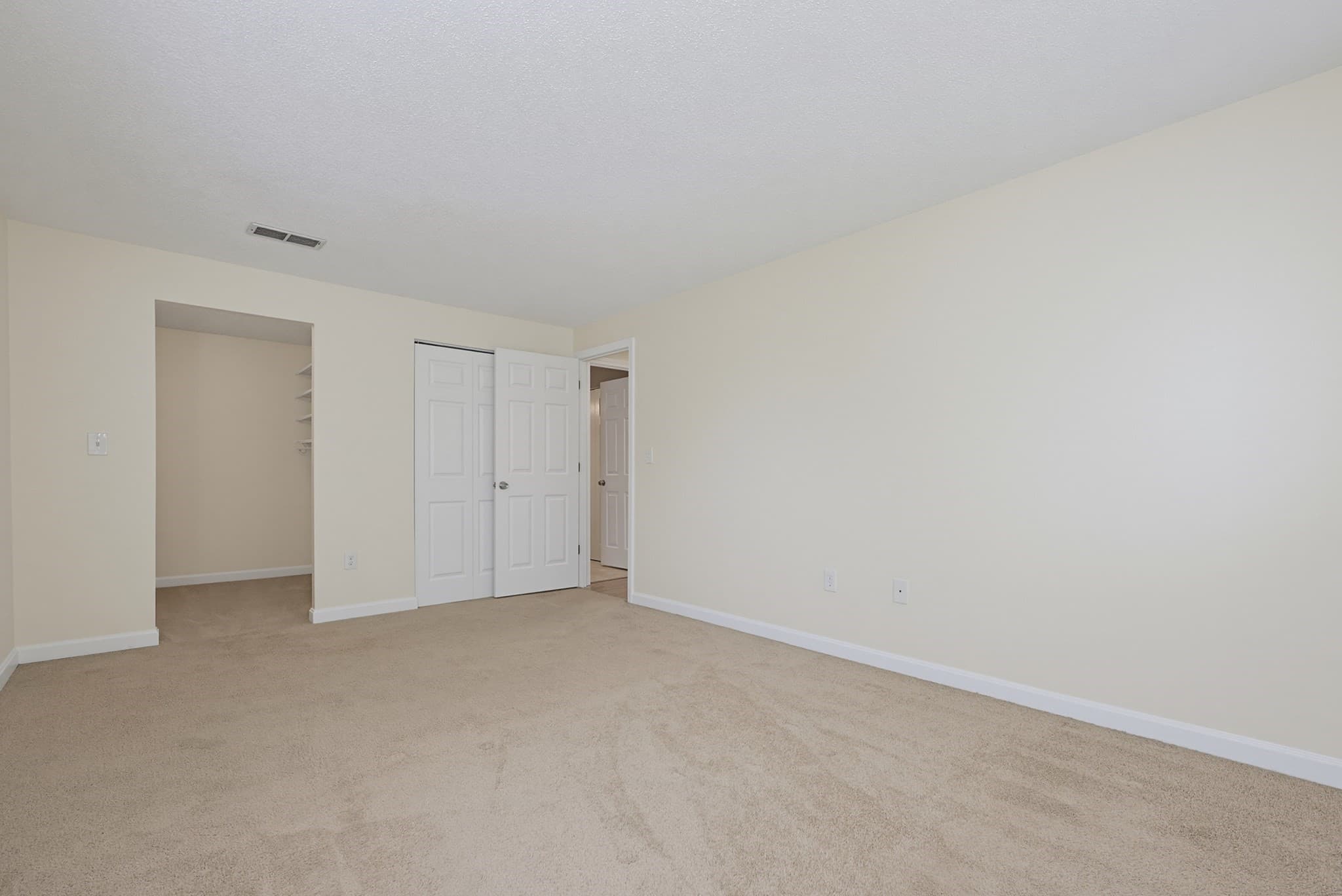 Condominium at 805 Franklin Crossing Road # 5, Franklin MA 02038, Franklin, photo 18 of 31