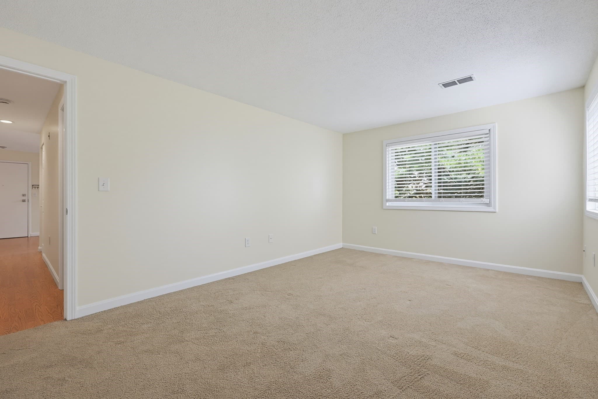 Condominium at 805 Franklin Crossing Road # 5, Franklin MA 02038, Franklin, photo 15 of 31