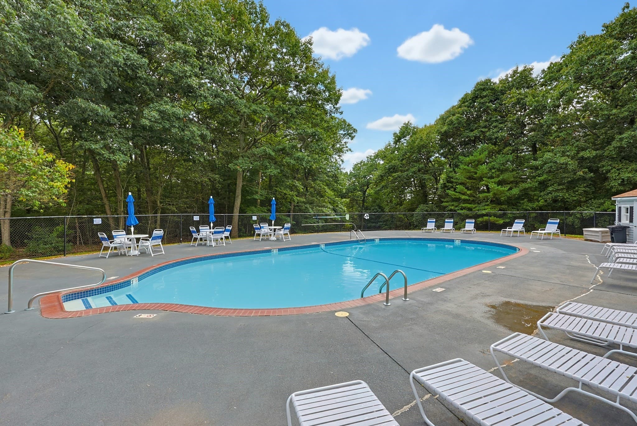 Condominium at 805 Franklin Crossing Road # 5, Franklin MA 02038, Franklin, photo 29 of 31