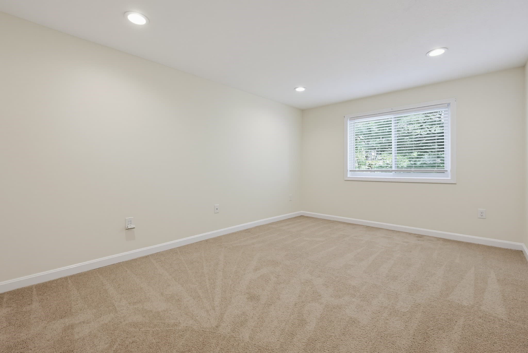 Condominium at 805 Franklin Crossing Road # 5, Franklin MA 02038, Franklin, photo 21 of 31