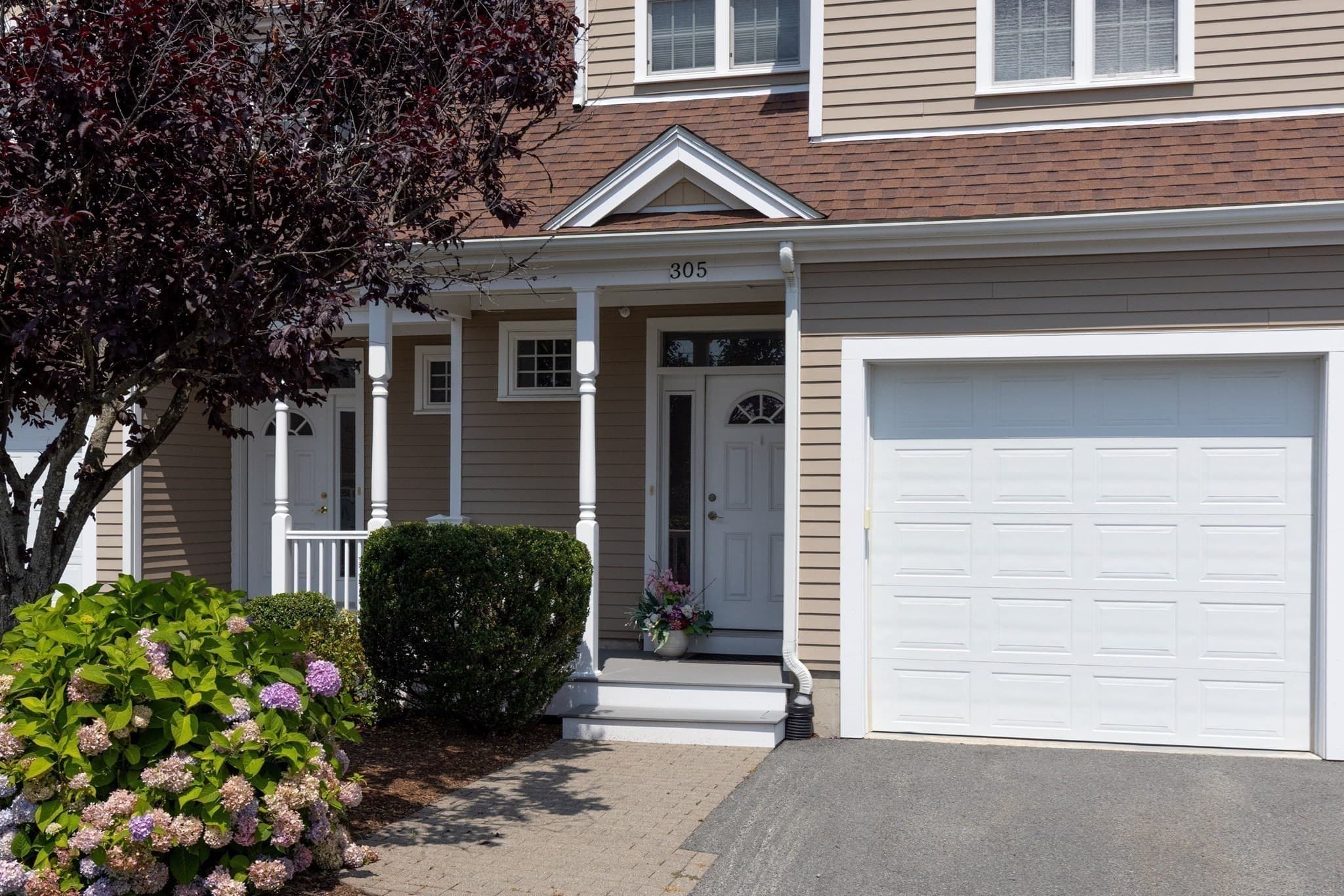Condominium at 70 Endicott Street # 305, Norwood MA 02062, Norwood, photo 2 of 31