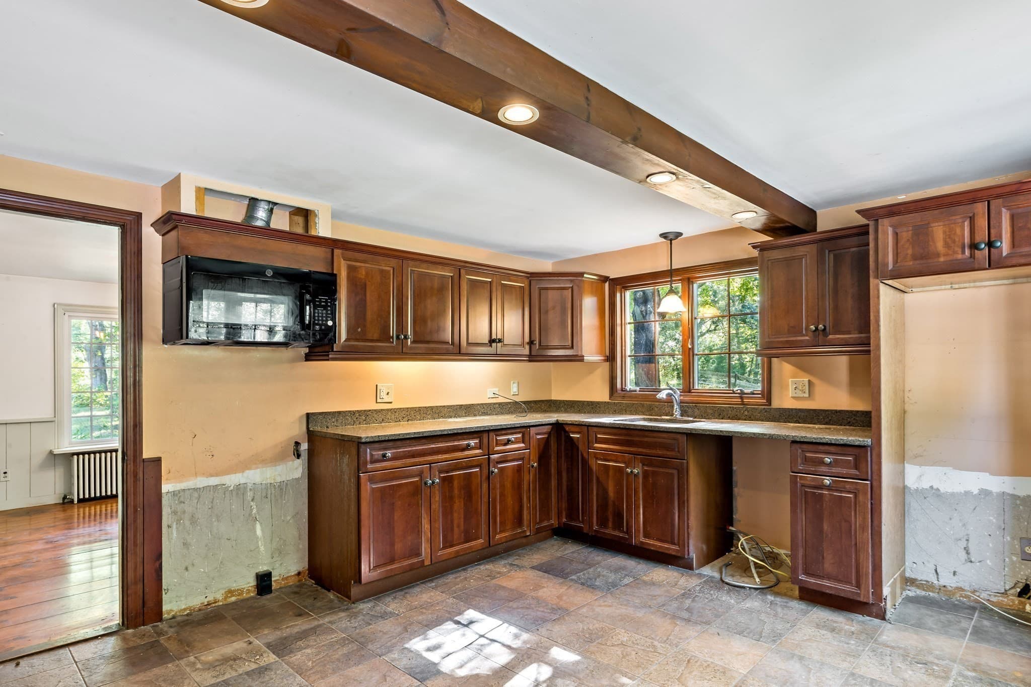 Equestrian at 84 Carpenter St, Rehoboth MA 02769, Rehoboth, photo 26 of 41