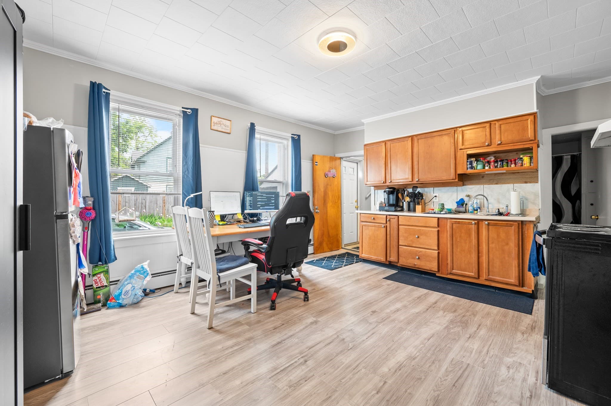 3 Family - 3 Units Up/Down at 11 Pothier St, Bellingham MA 02019, photo 12 of 27