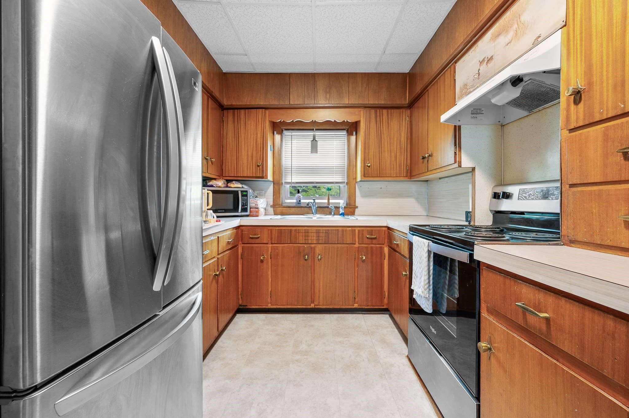 3 Family - 3 Units Up/Down at 11 Pothier St, Bellingham MA 02019, photo 20 of 27