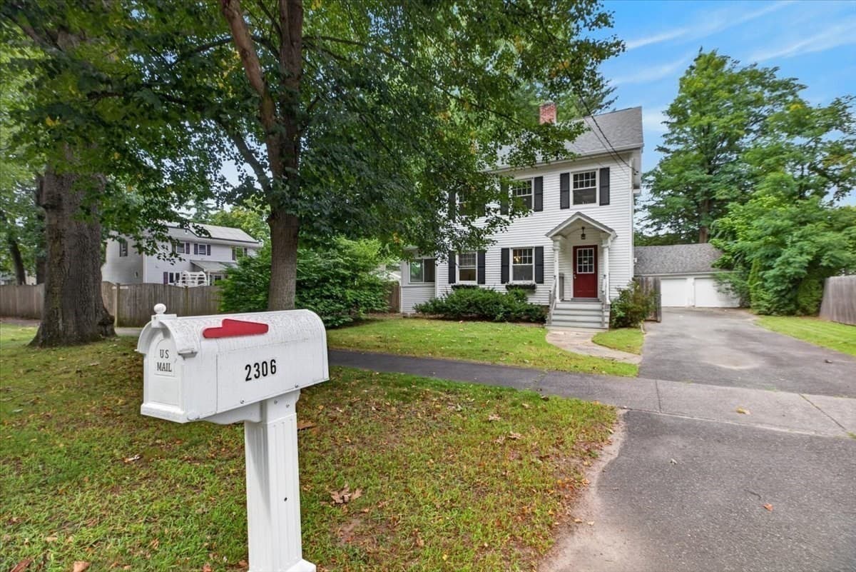 Single Family Residence at 2306 Wilbraham Rd, Springfield MA 01129, Springfield, photo 2 of 42