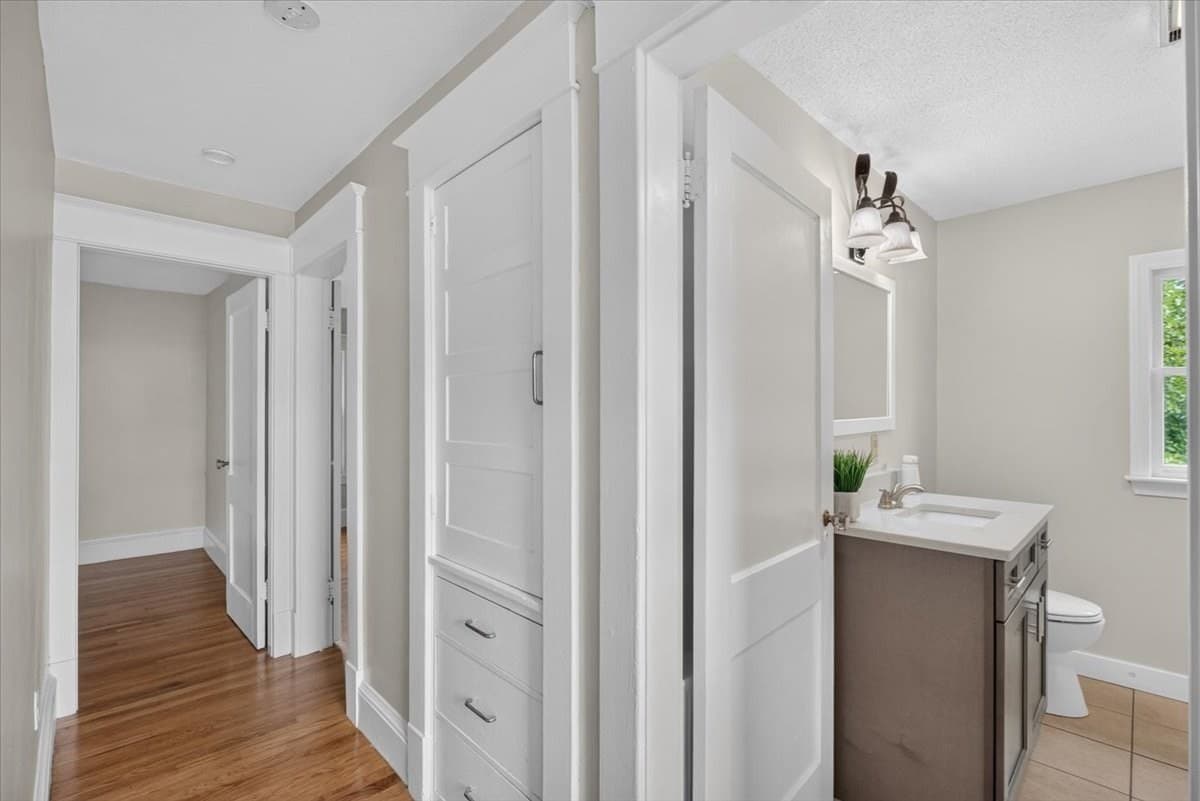 Single Family Residence at 2306 Wilbraham Rd, Springfield MA 01129, Springfield, photo 17 of 42