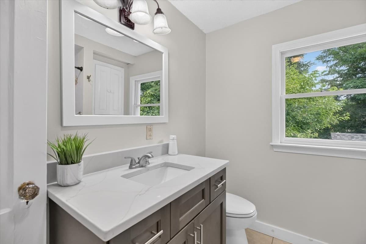 Single Family Residence at 2306 Wilbraham Rd, Springfield MA 01129, Springfield, photo 28 of 42