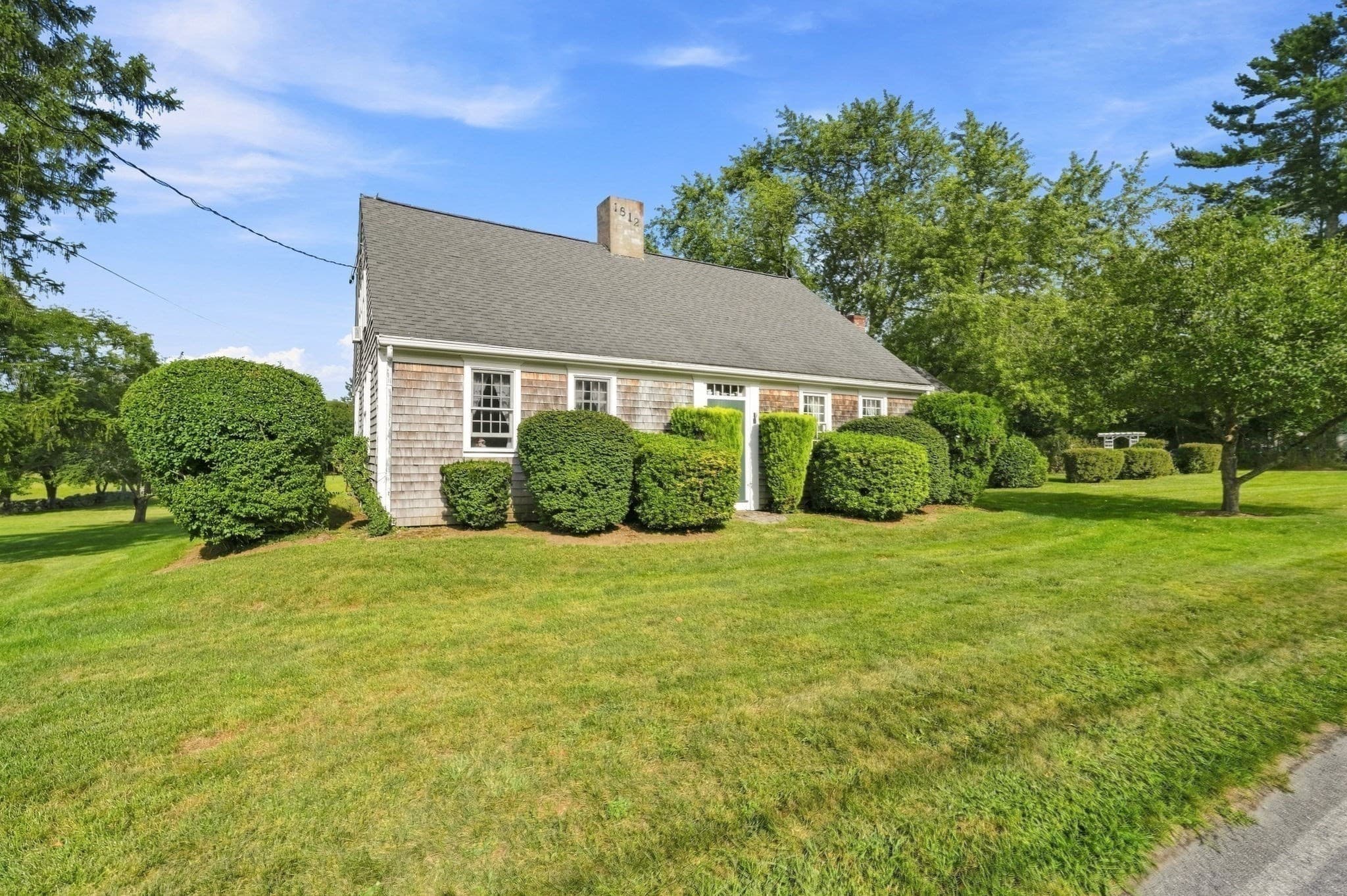Single Family Residence at 478 Neck Road, Rochester MA 02770, Rochester, photo 2 of 42