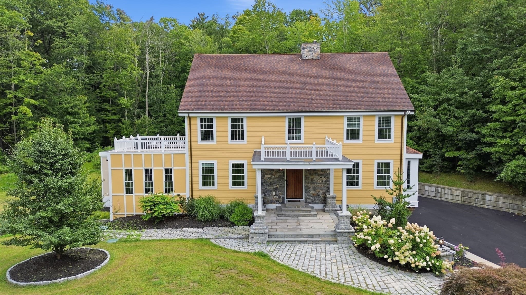 6 James Patten Dr, Sterling MA 01564