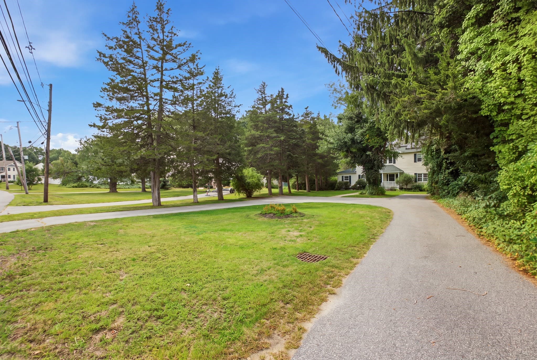 Single Family Residence at 141 Wilmington Rd, Burlington MA 01803, Burlington, photo 37 of 40