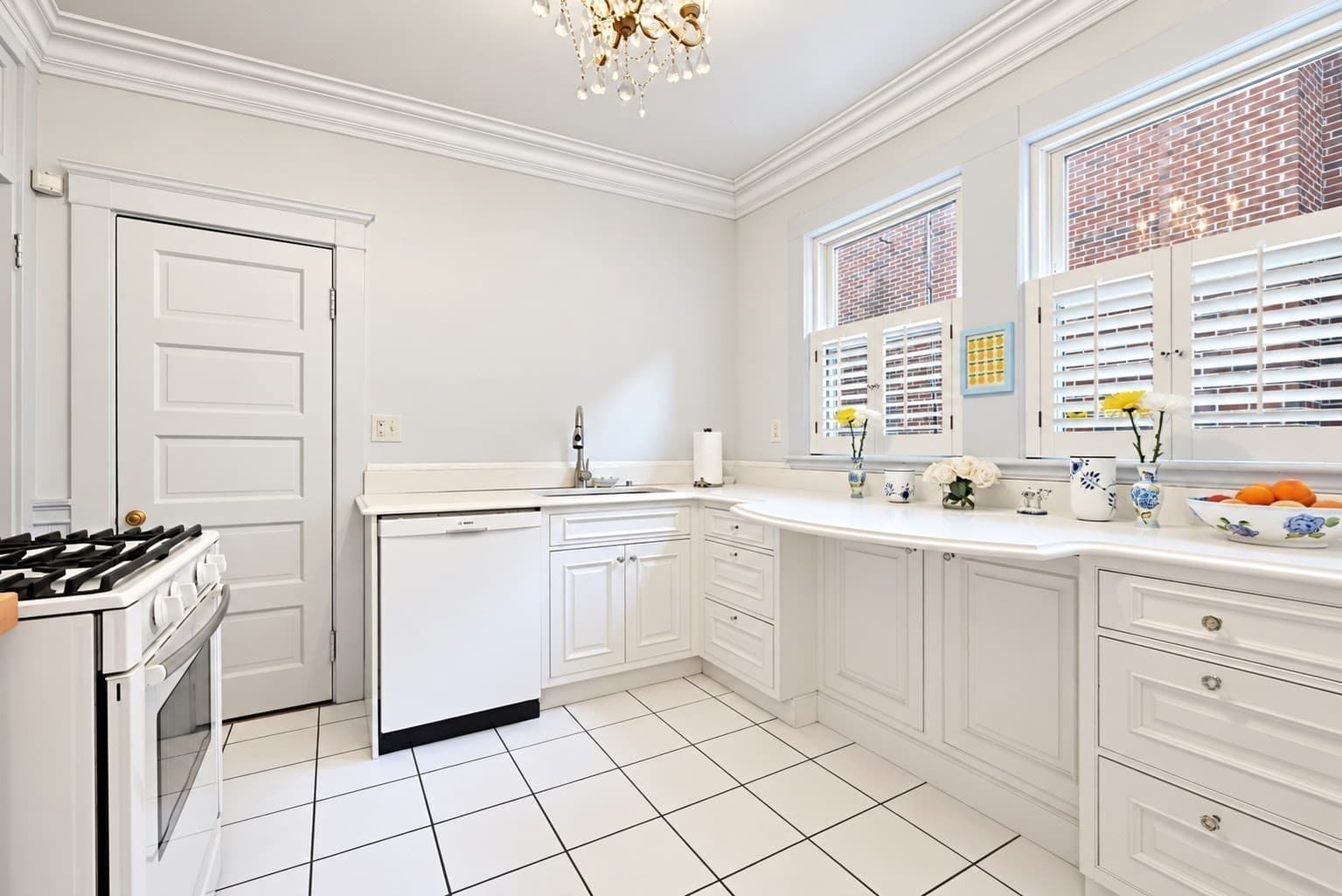 Condominium at 22 Centre St # 2, Cambridge MA 02139, Cambridge, photo 20 of 42
