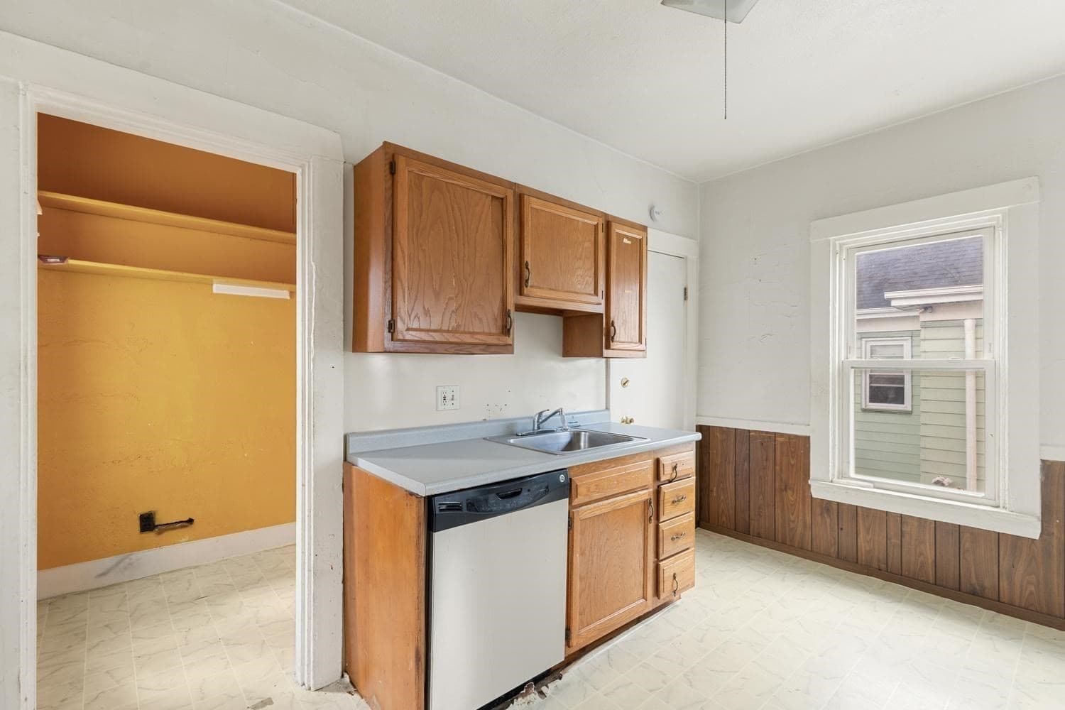 2 Family - 2 Units Up/Down at 17 Rush St., Somerville MA 02145, Somerville, photo 21 of 31