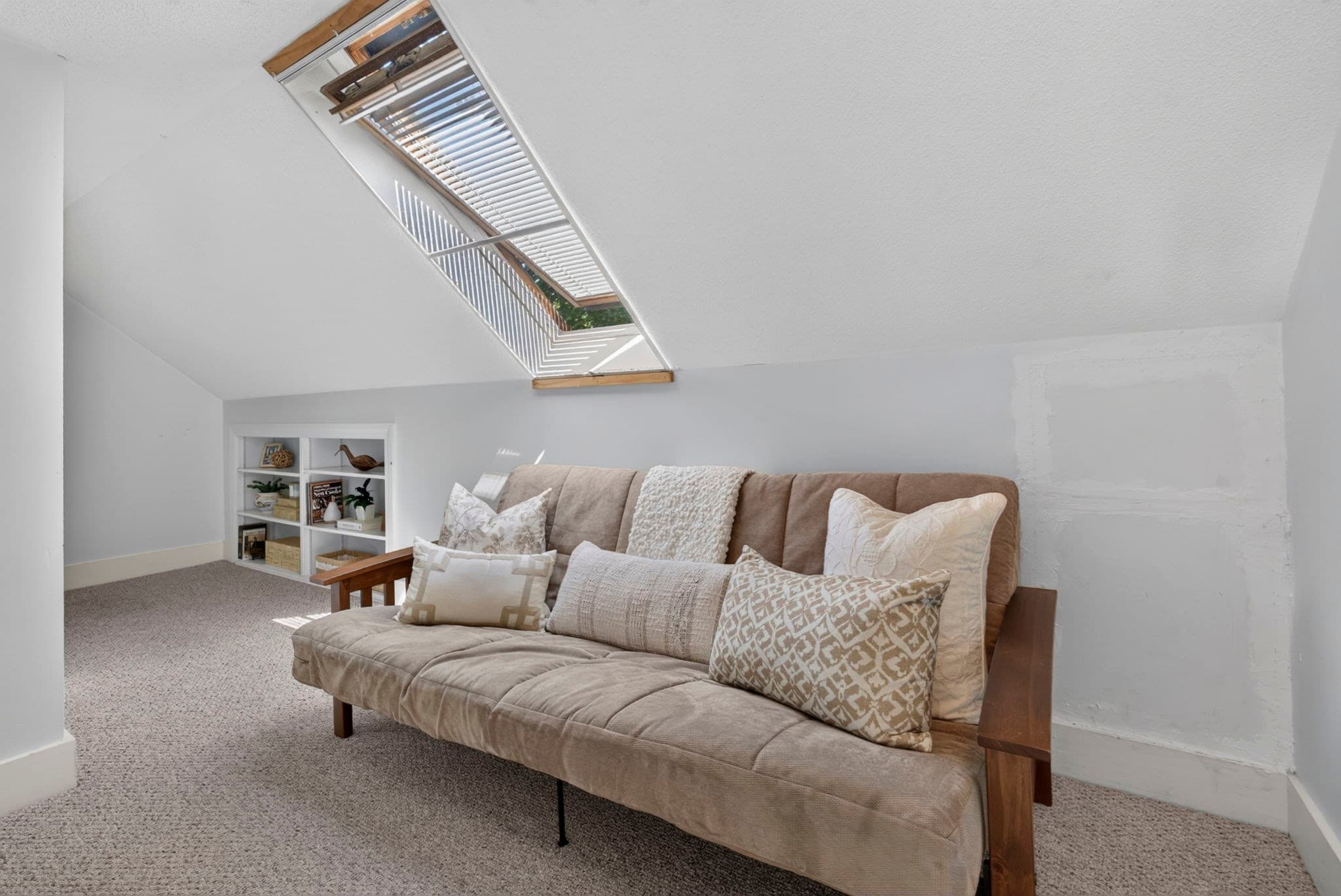 Condominium at 4 Rowells Ct # C, Amesbury MA 01913, Amesbury, photo 17 of 22