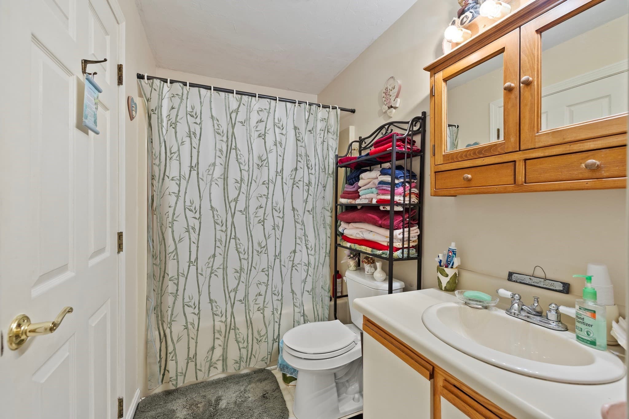 Condominium at 5 Edna Cir # 5, North Brookfield MA 01535, photo 9 of 38