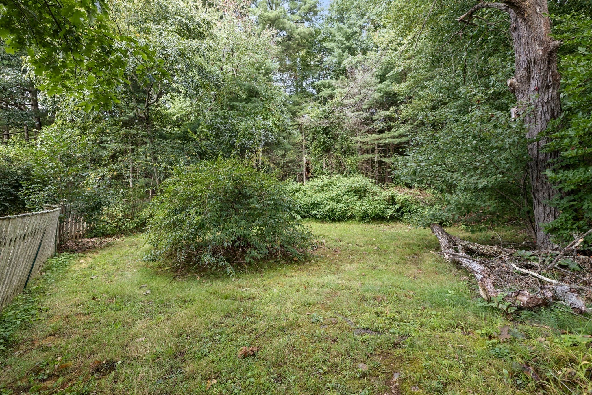 Mobile Home at 21 Fox Run, Brookfield MA 01506, Brookfield, photo 27 of 35