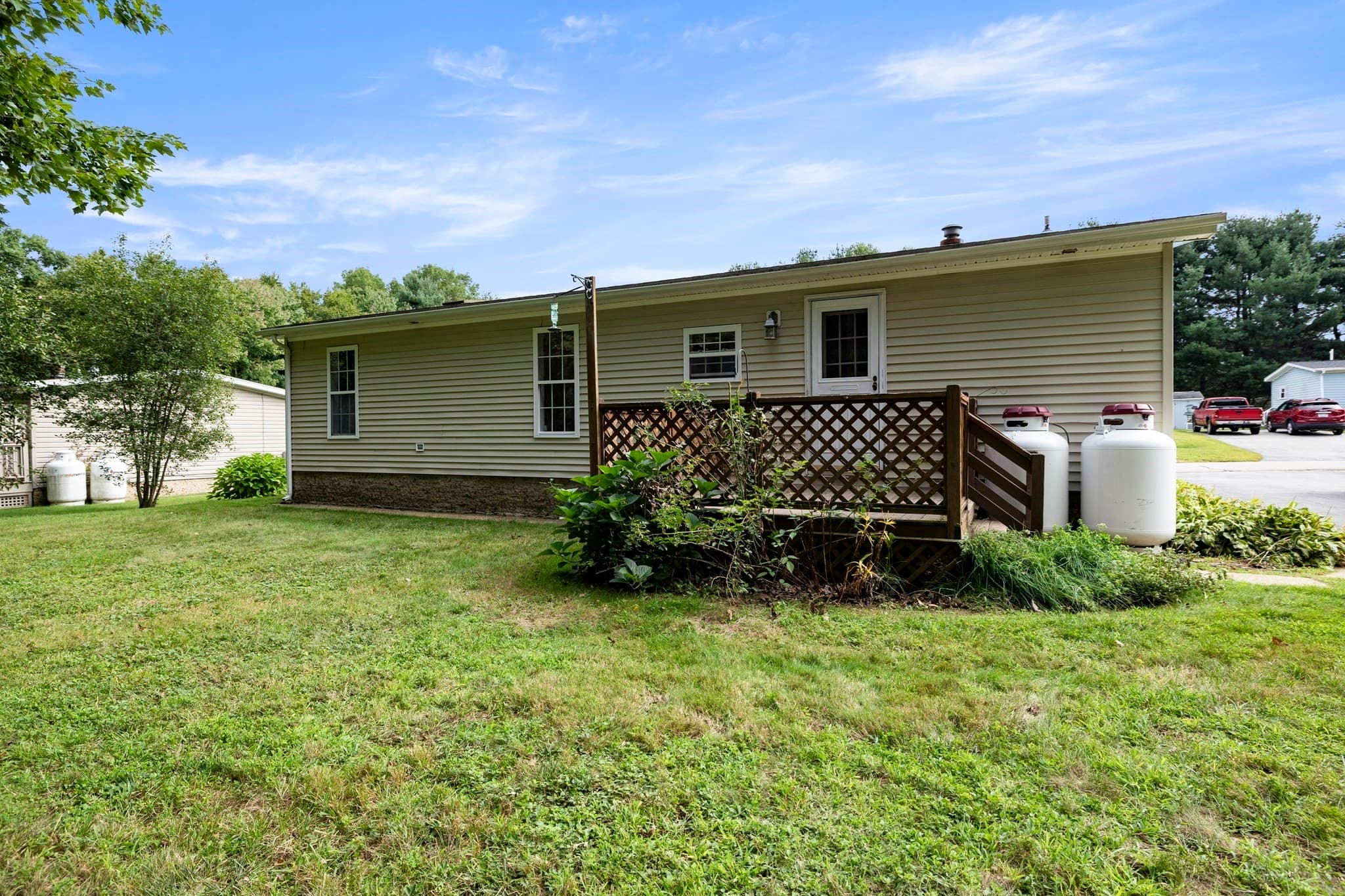 Mobile Home at 21 Fox Run, Brookfield MA 01506, Brookfield, photo 2 of 35