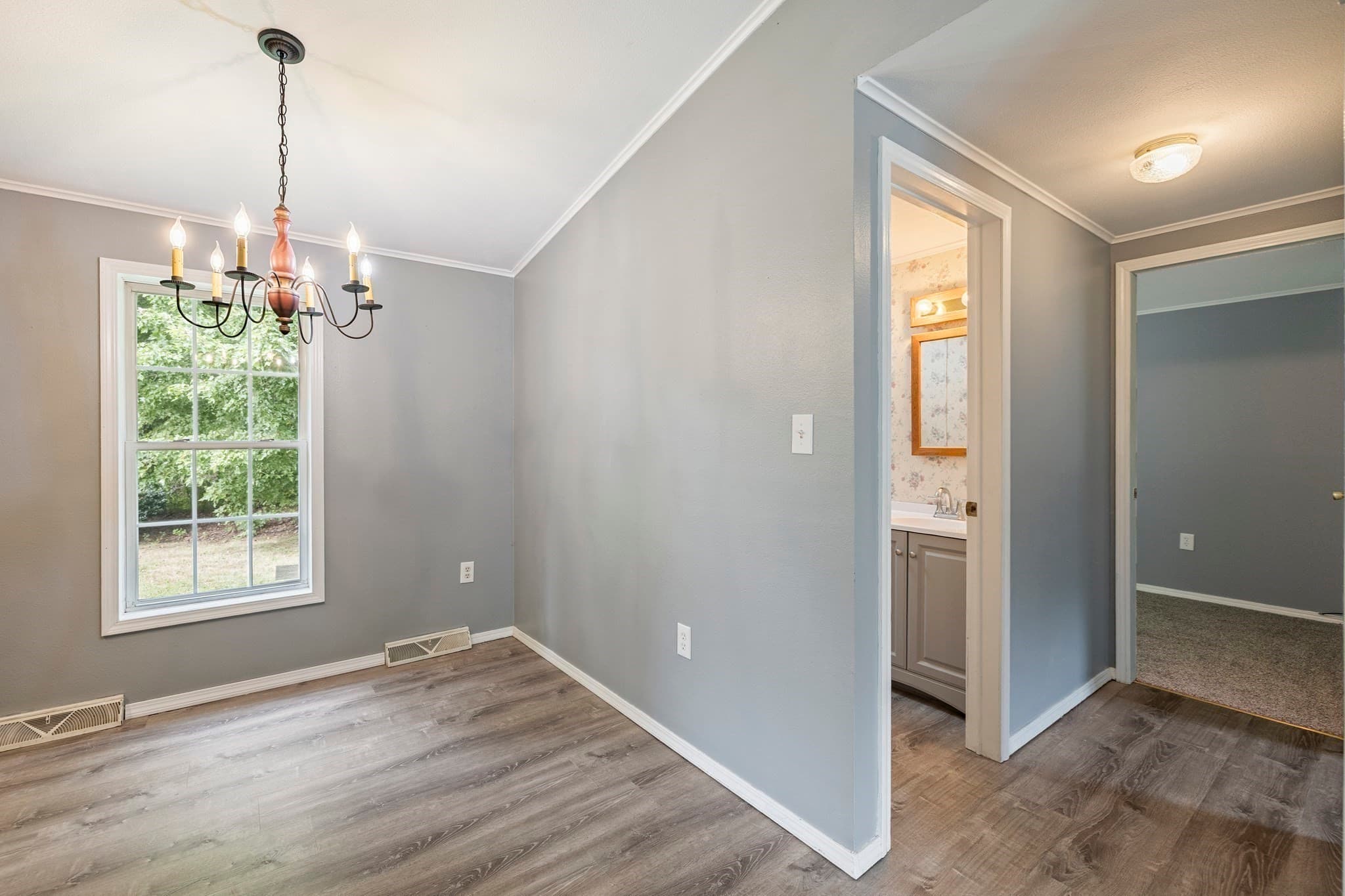 Mobile Home at 21 Fox Run, Brookfield MA 01506, Brookfield, photo 6 of 35