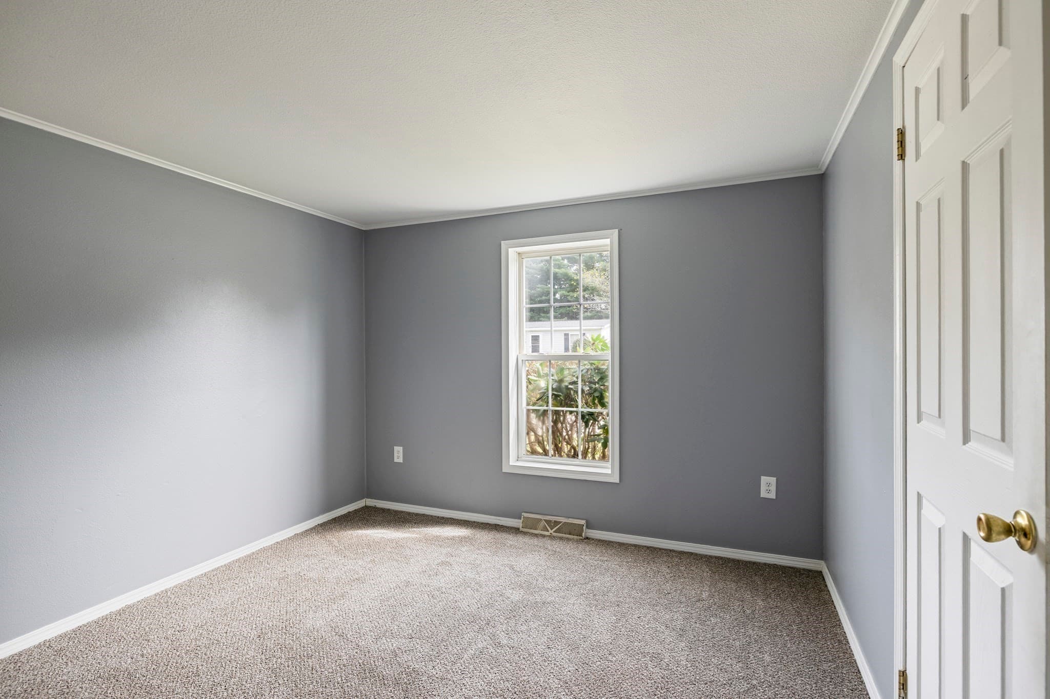 Mobile Home at 21 Fox Run, Brookfield MA 01506, Brookfield, photo 13 of 35
