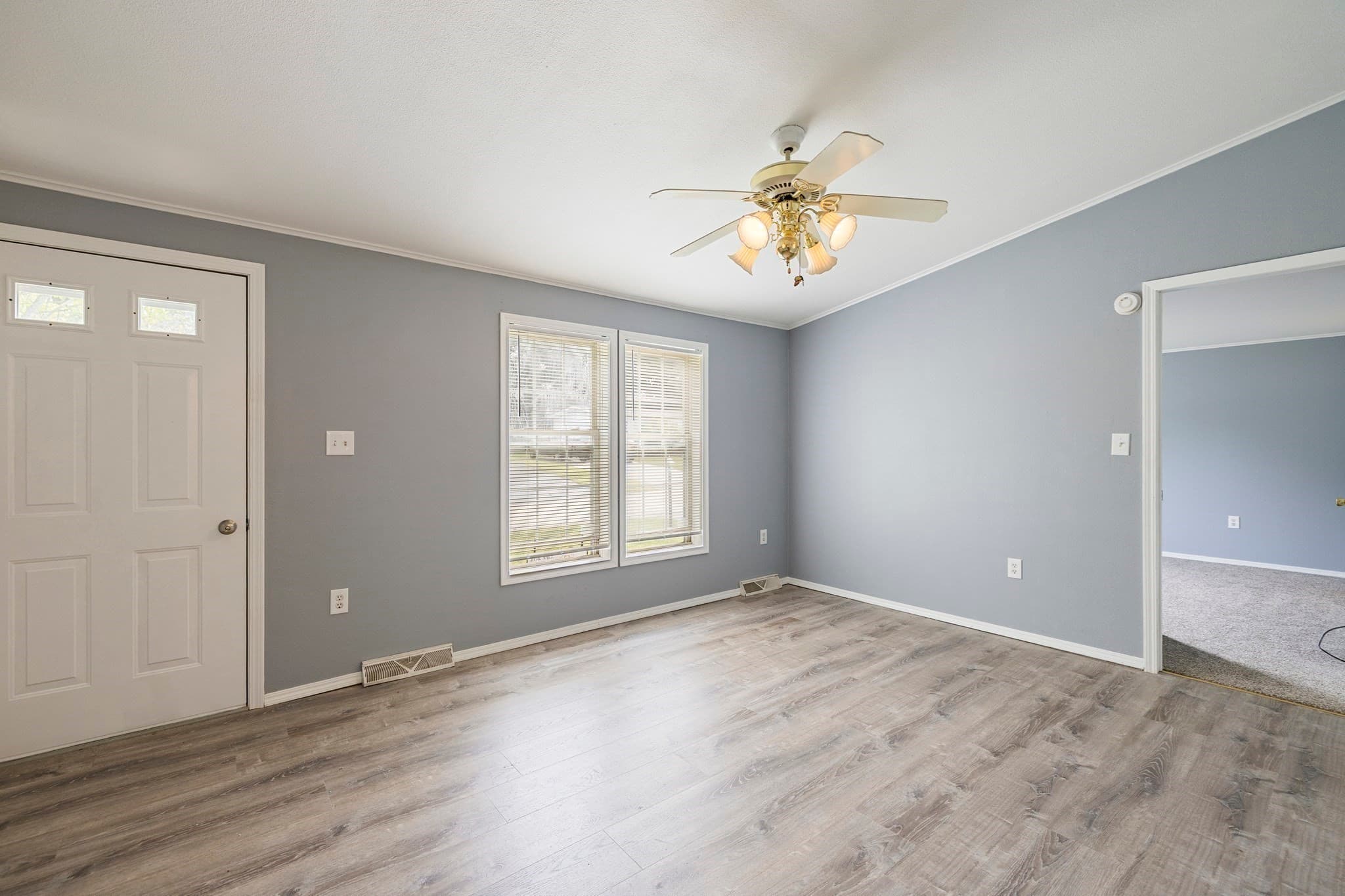 Mobile Home at 21 Fox Run, Brookfield MA 01506, Brookfield, photo 7 of 35