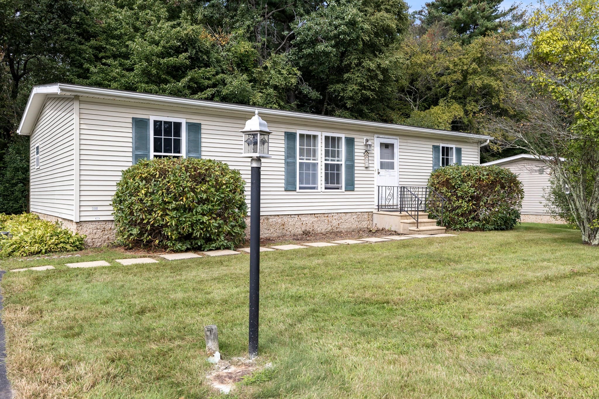 21 Fox Run, Brookfield MA 01506