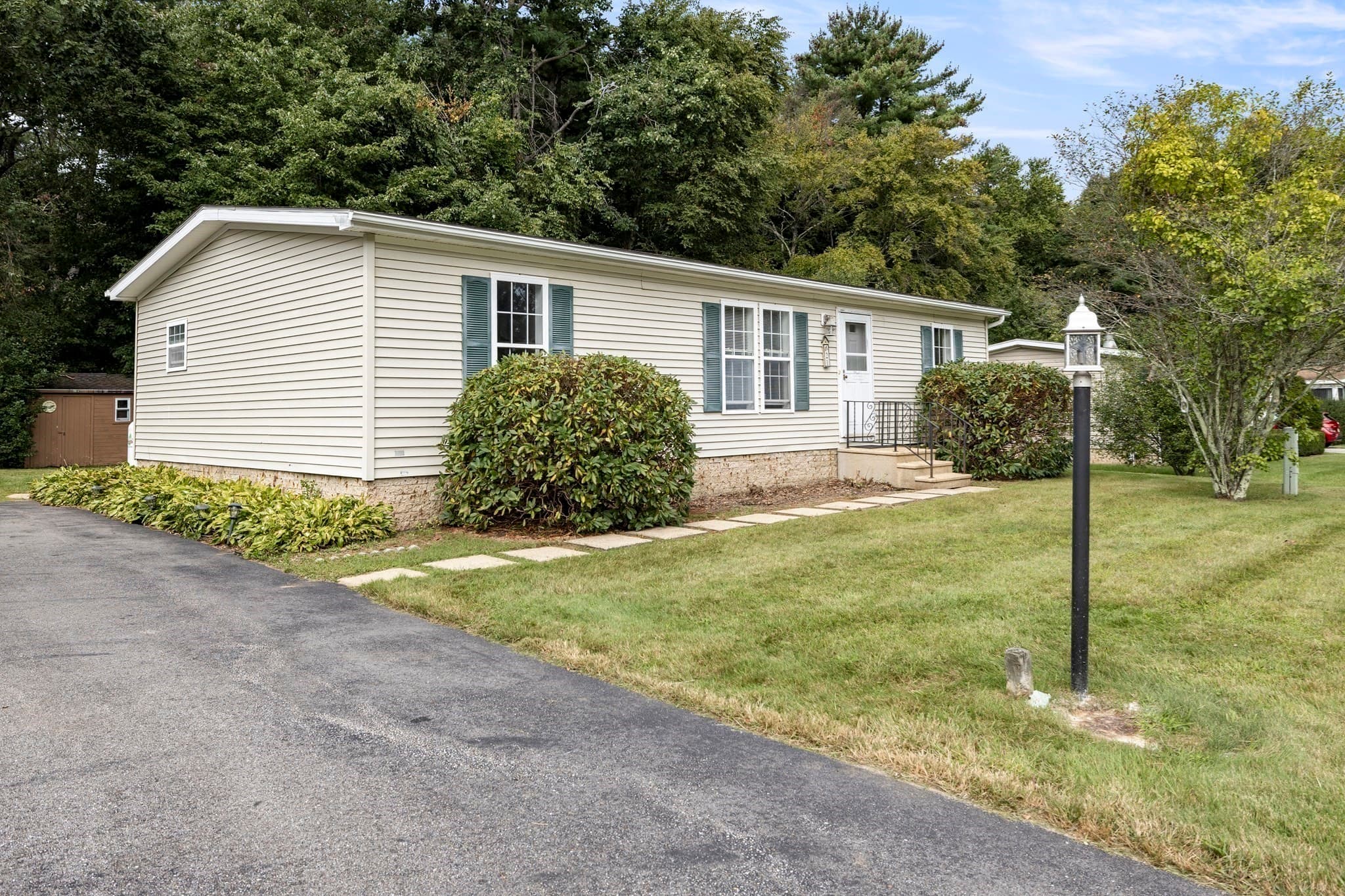 Mobile Home at 21 Fox Run, Brookfield MA 01506, Brookfield, photo 20 of 35