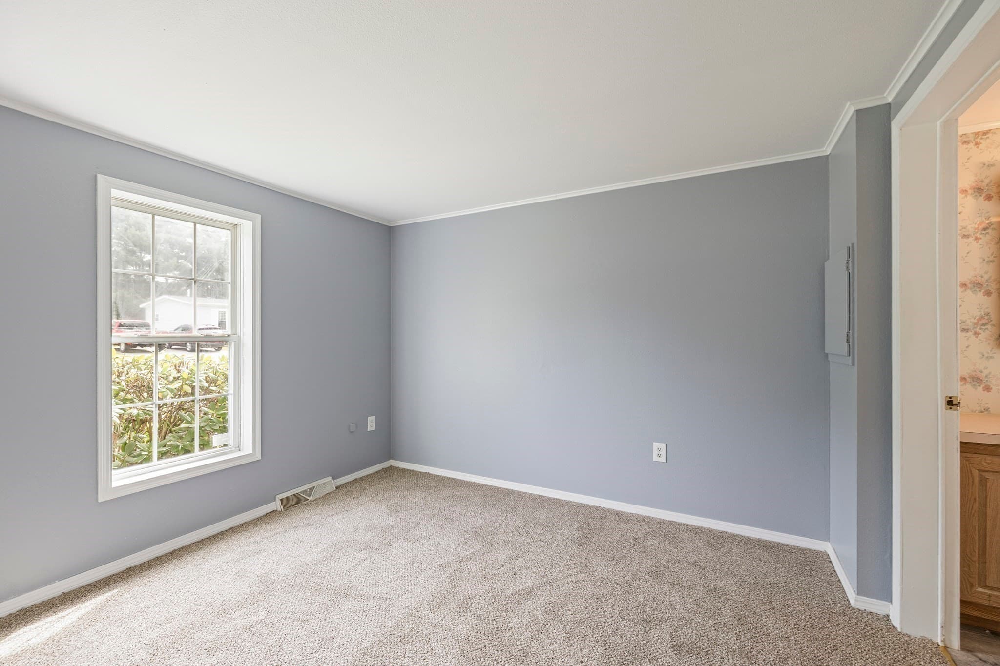 Mobile Home at 21 Fox Run, Brookfield MA 01506, Brookfield, photo 10 of 35