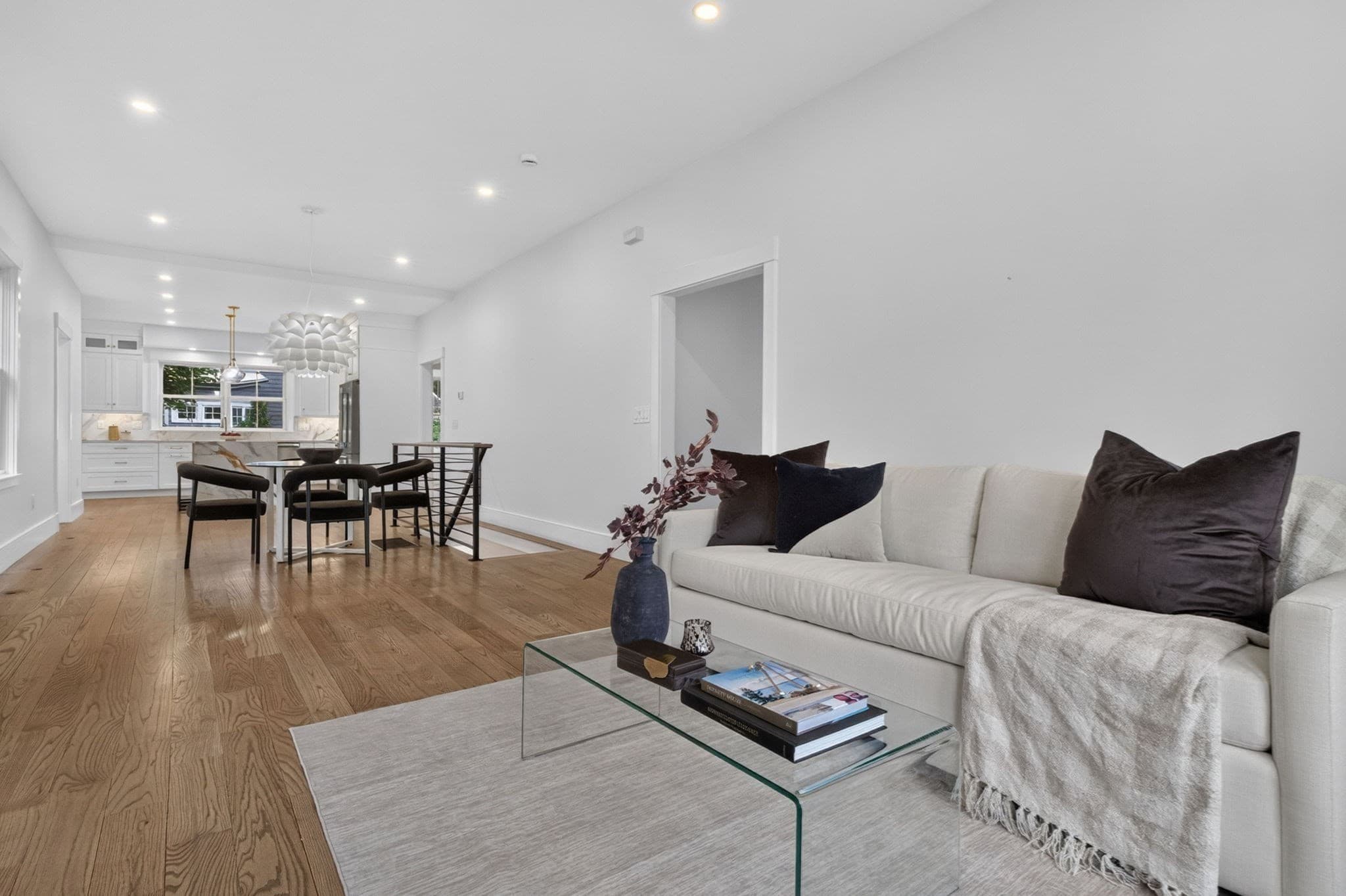 Condominium at 31 Houghton St # A, Somerville MA 02143, Somerville, photo 8 of 26