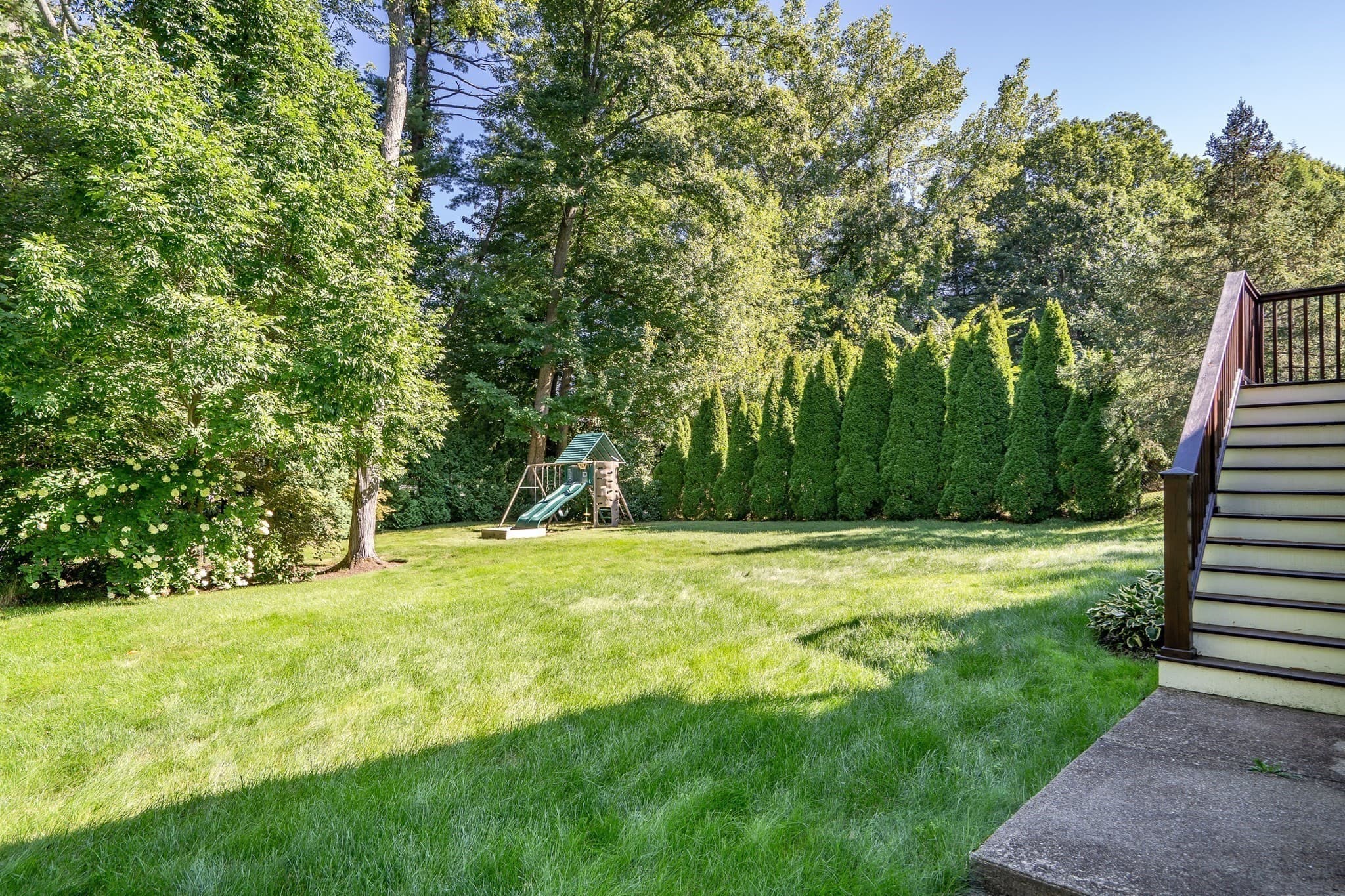 Single Family Residence at 8 Barry Dr, Framingham MA 01702, Framingham, photo 42 of 42