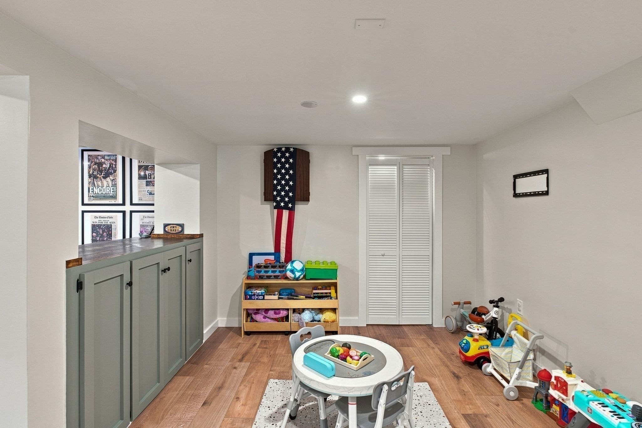Single Family Residence at 11 Marlboro Rd, Woburn MA 01801, Woburn, photo 23 of 34
