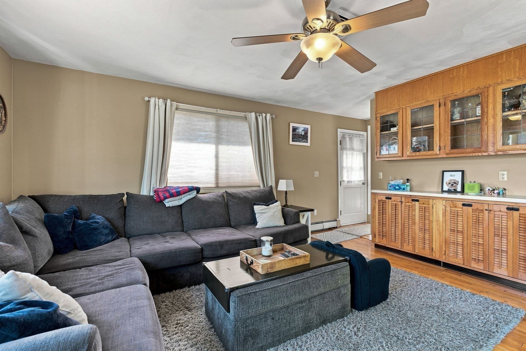 Single Family Residence at 11 Marlboro Rd, Woburn MA 01801, Woburn, photo 5 of 34