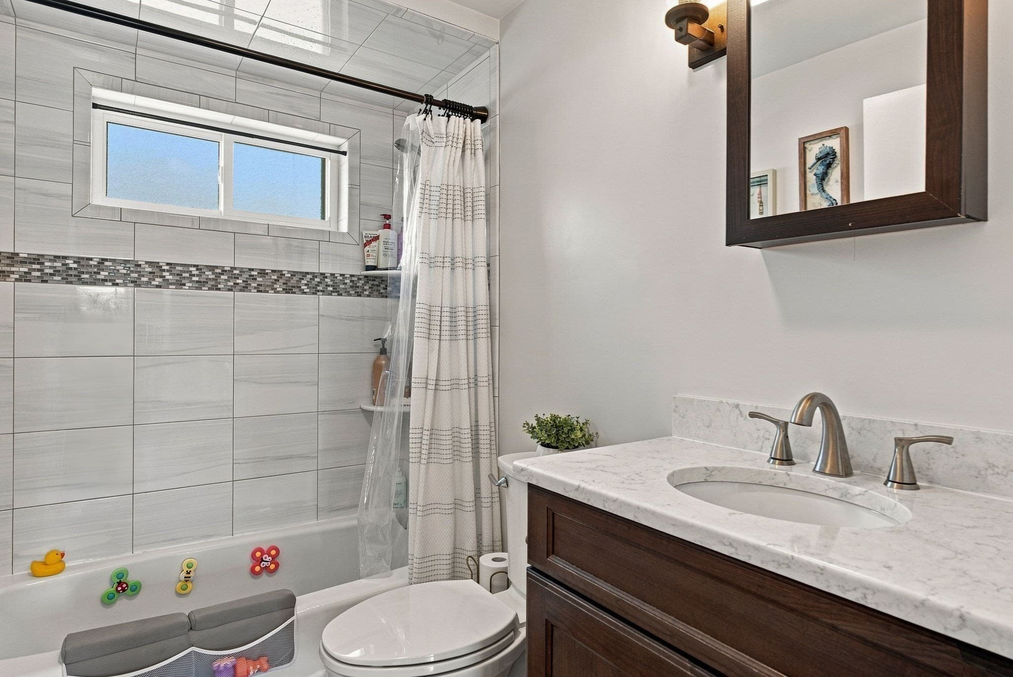 Single Family Residence at 11 Marlboro Rd, Woburn MA 01801, Woburn, photo 18 of 34