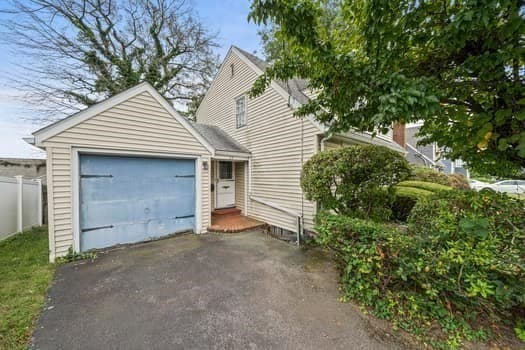 Single Family Residence at 33 French Avenue, Braintree MA 02184, Braintree, photo 3 of 42