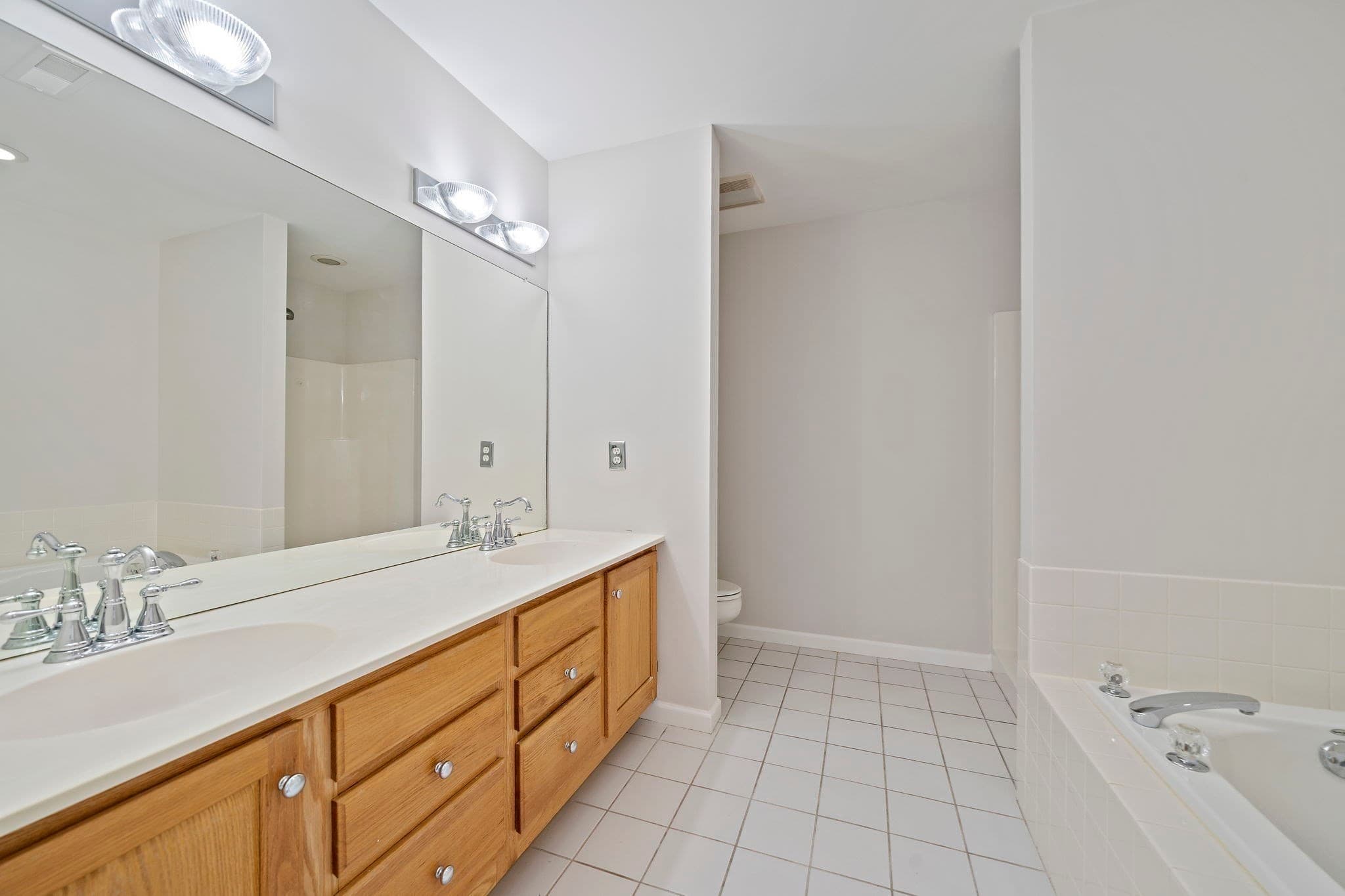 Condominium at 58 Bagnell Dr # 58, Pembroke MA 02359, Pembroke, photo 24 of 38