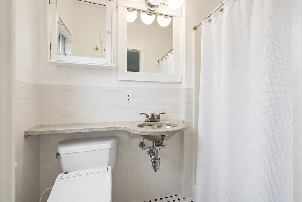 Condominium at 56 Gorham # 3, Somerville MA 02144, Somerville, photo 22 of 26