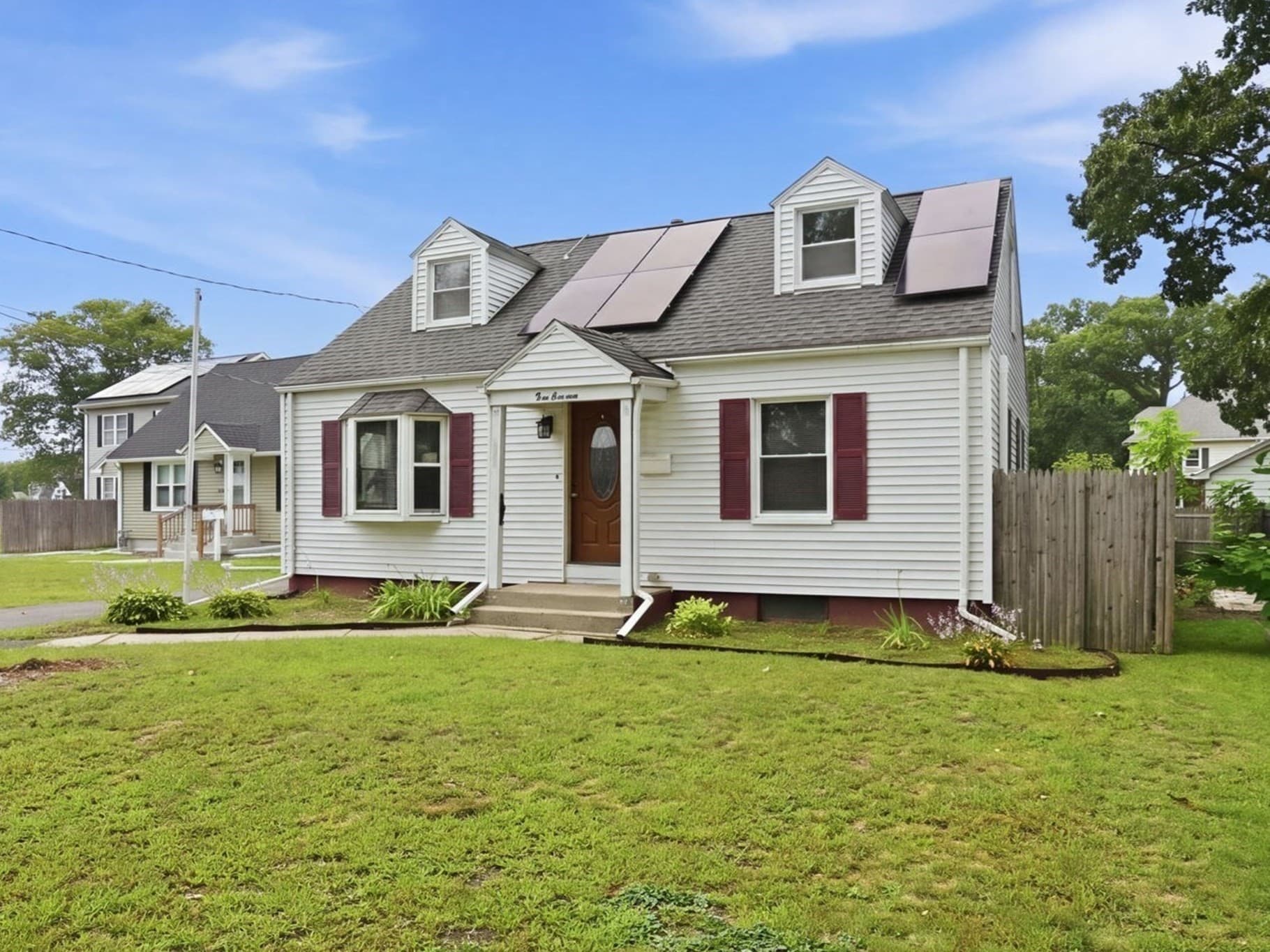 100 Lang St, Springfield MA 01104