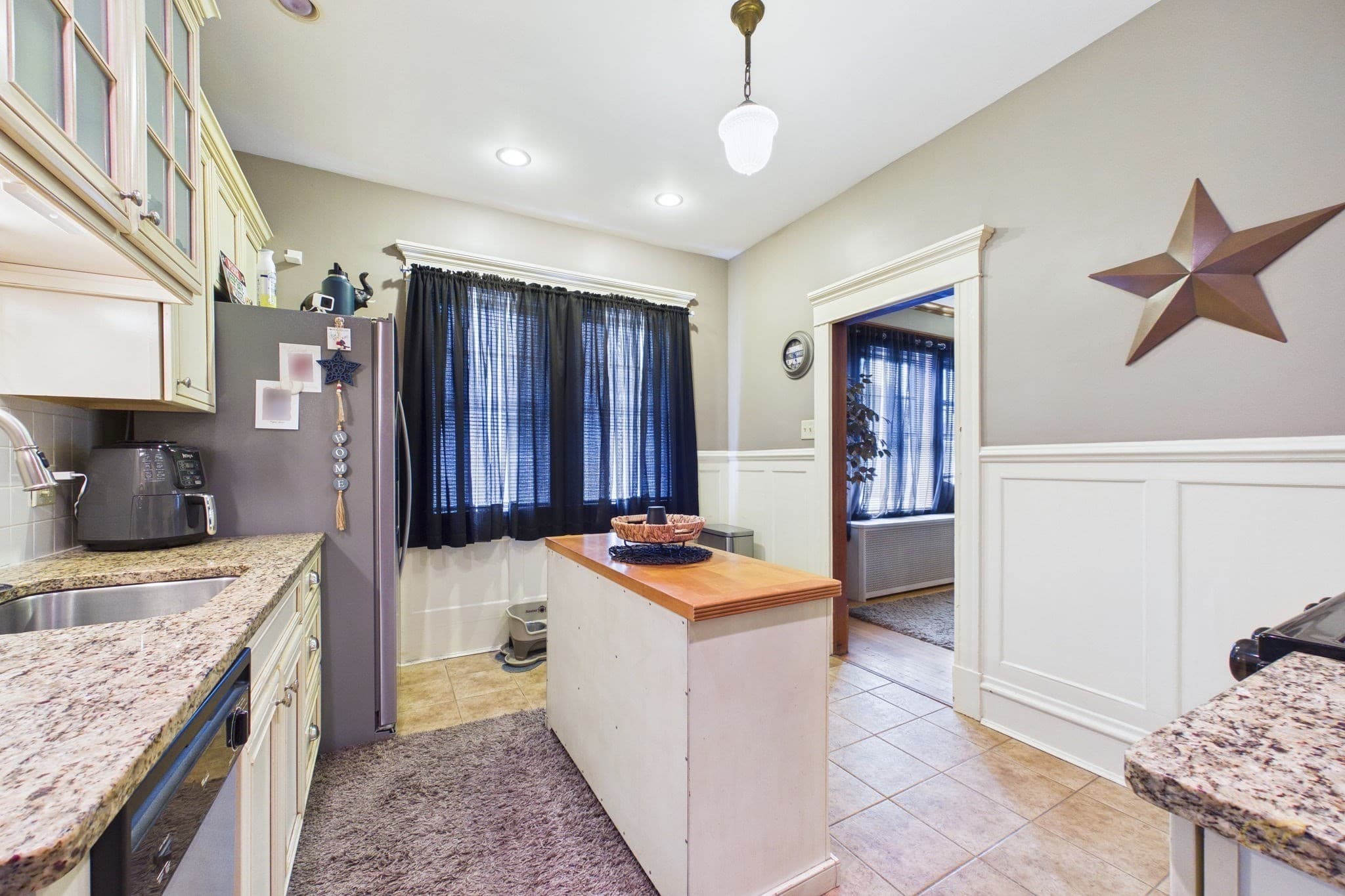 Single Family Residence at 65 Milton St, New Bedford MA 02740, New Bedford, photo 13 of 25