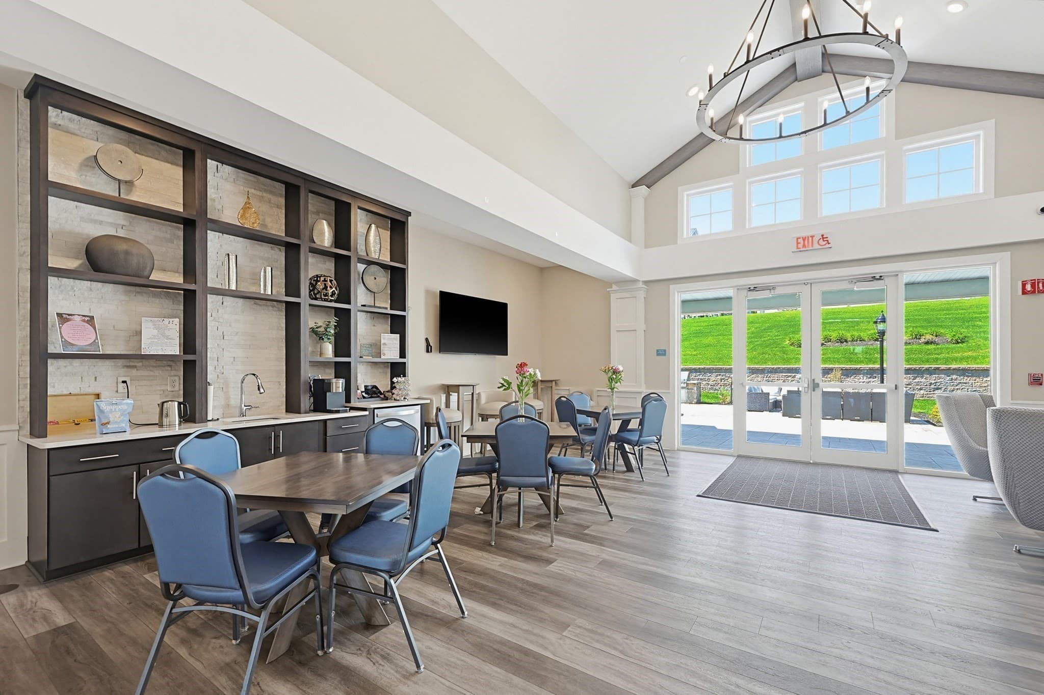 Condominium at 4 Peters Farm Way # 409, Westborough MA 01581, Westborough, photo 30 of 38