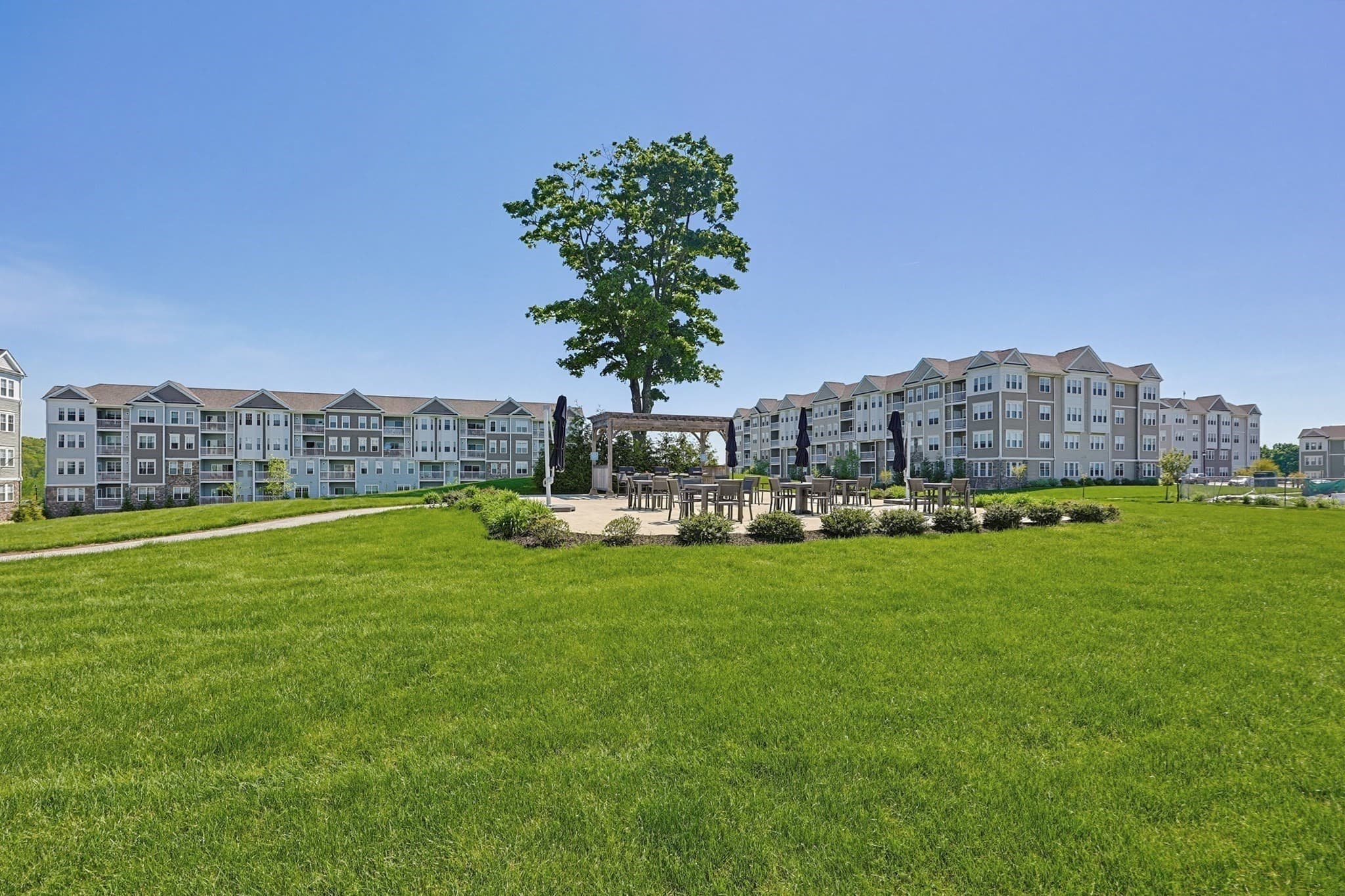 Condominium at 4 Peters Farm Way # 409, Westborough MA 01581, Westborough, photo 34 of 38