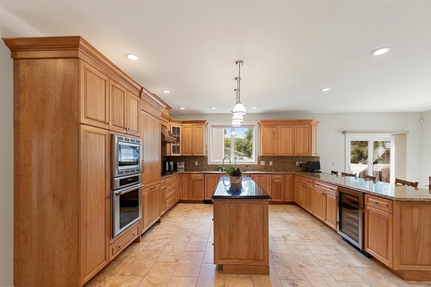 Single Family Residence at 30 Hampden Ave, Burlington MA 01803, Burlington, photo 6 of 33