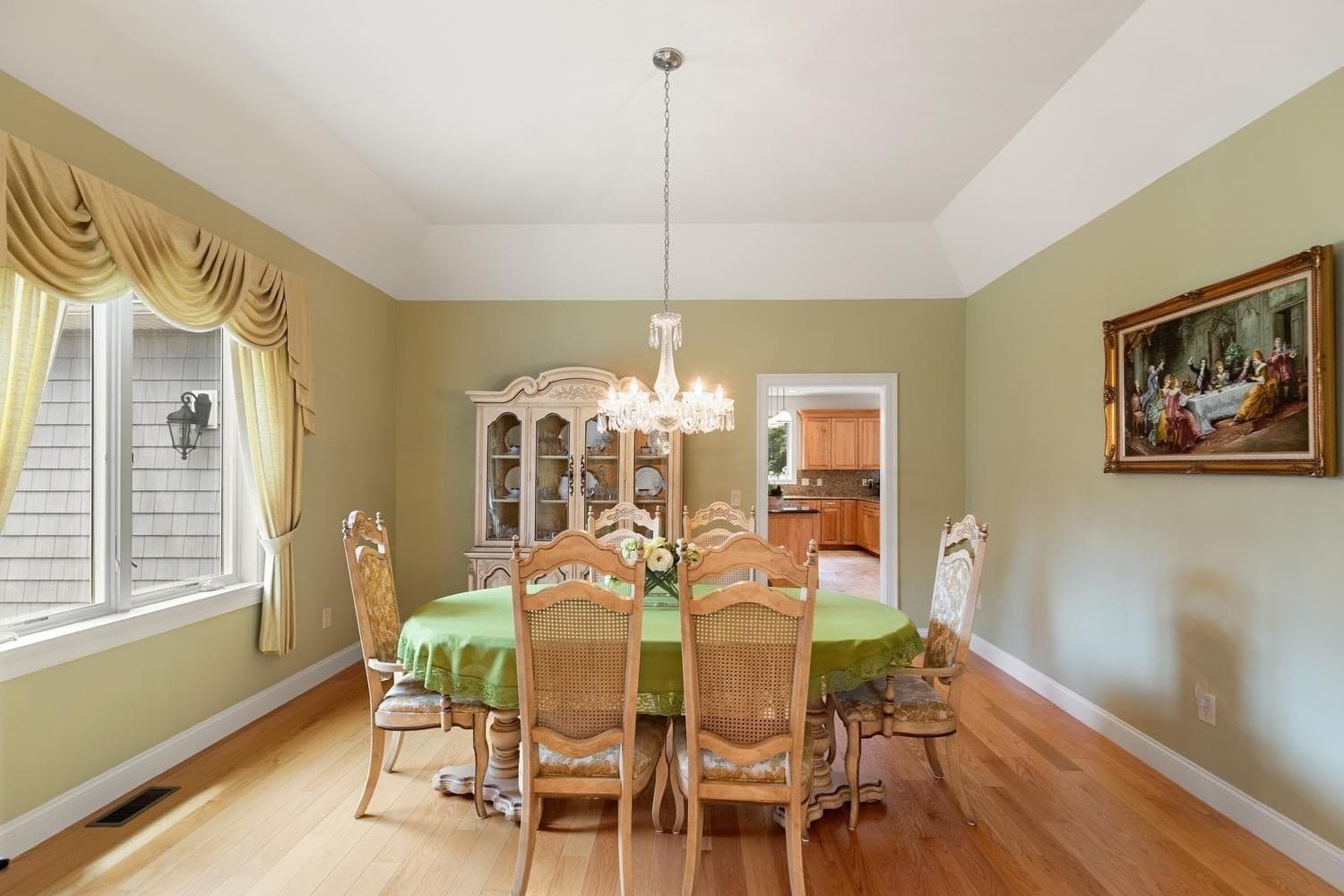 Single Family Residence at 30 Hampden Ave, Burlington MA 01803, Burlington, photo 16 of 33