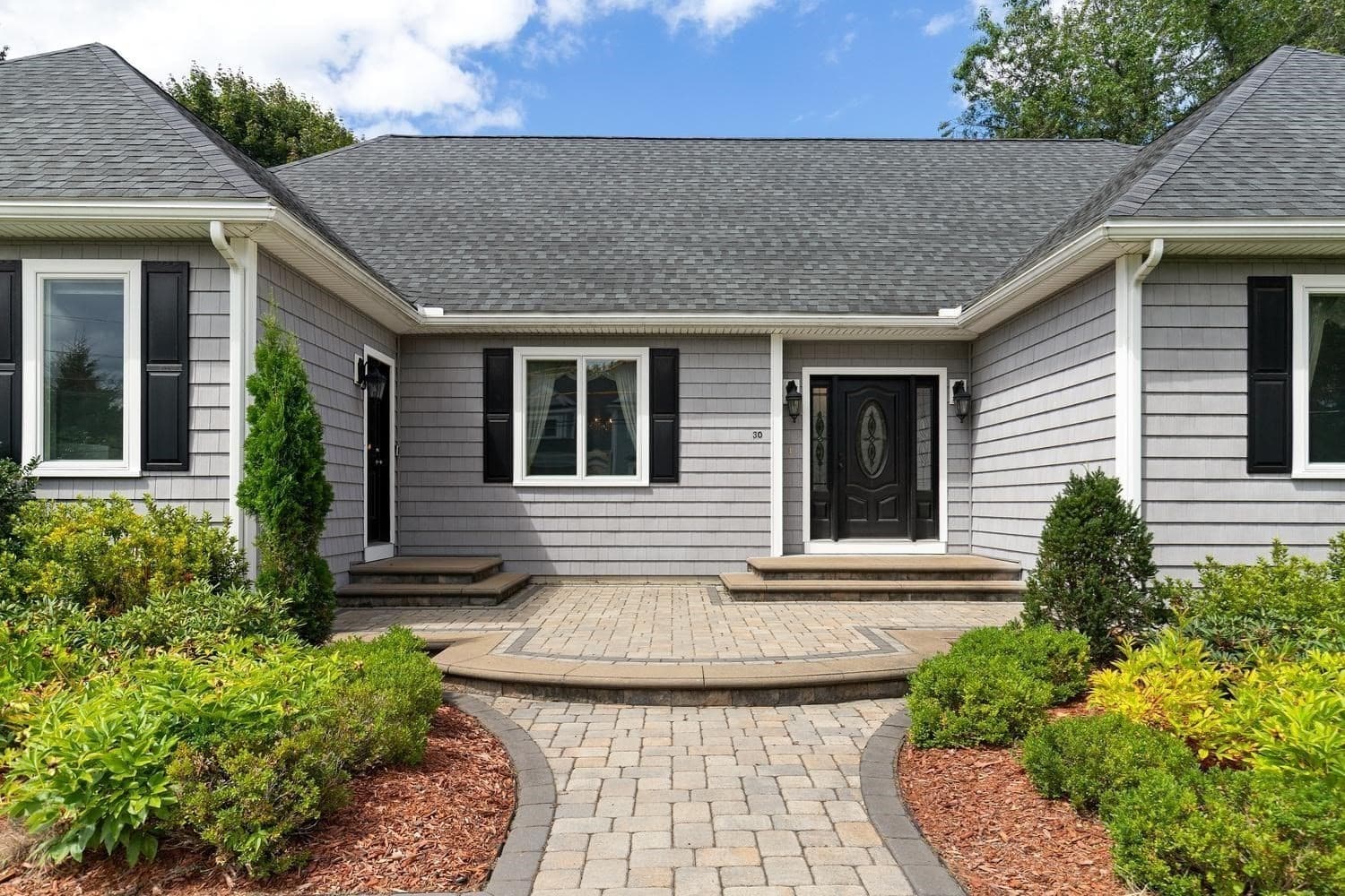 Single Family Residence at 30 Hampden Ave, Burlington MA 01803, Burlington, photo 3 of 33
