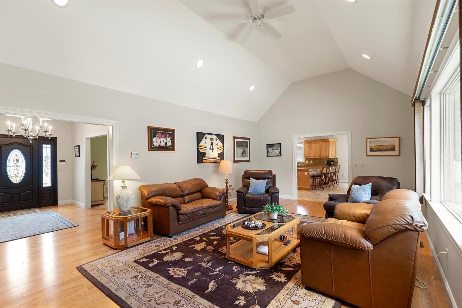 Single Family Residence at 30 Hampden Ave, Burlington MA 01803, Burlington, photo 15 of 33