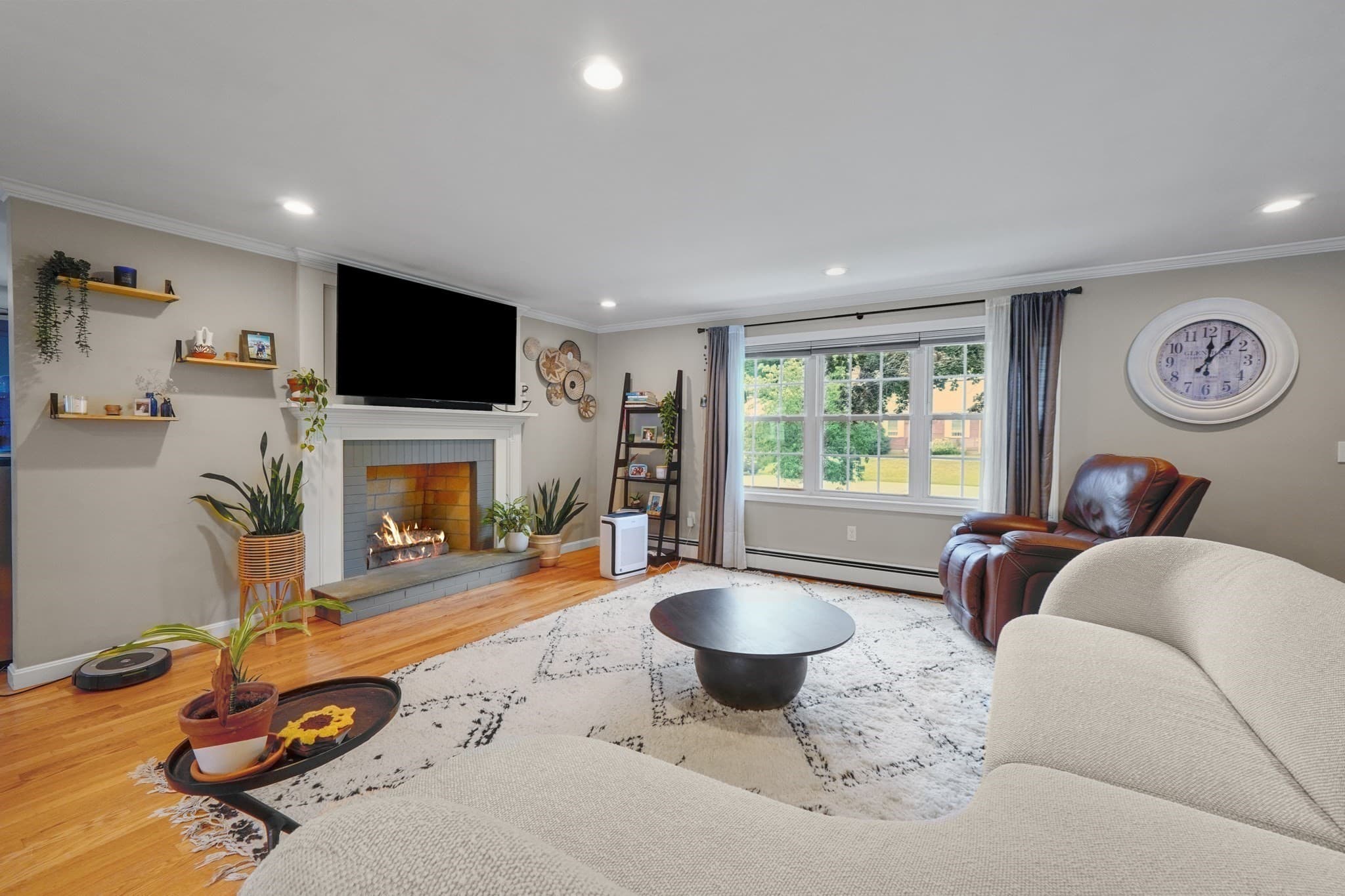Single Family Residence at 39 Rolling Acres, Cumberland RI 02864, Cumberland, photo 5 of 26
