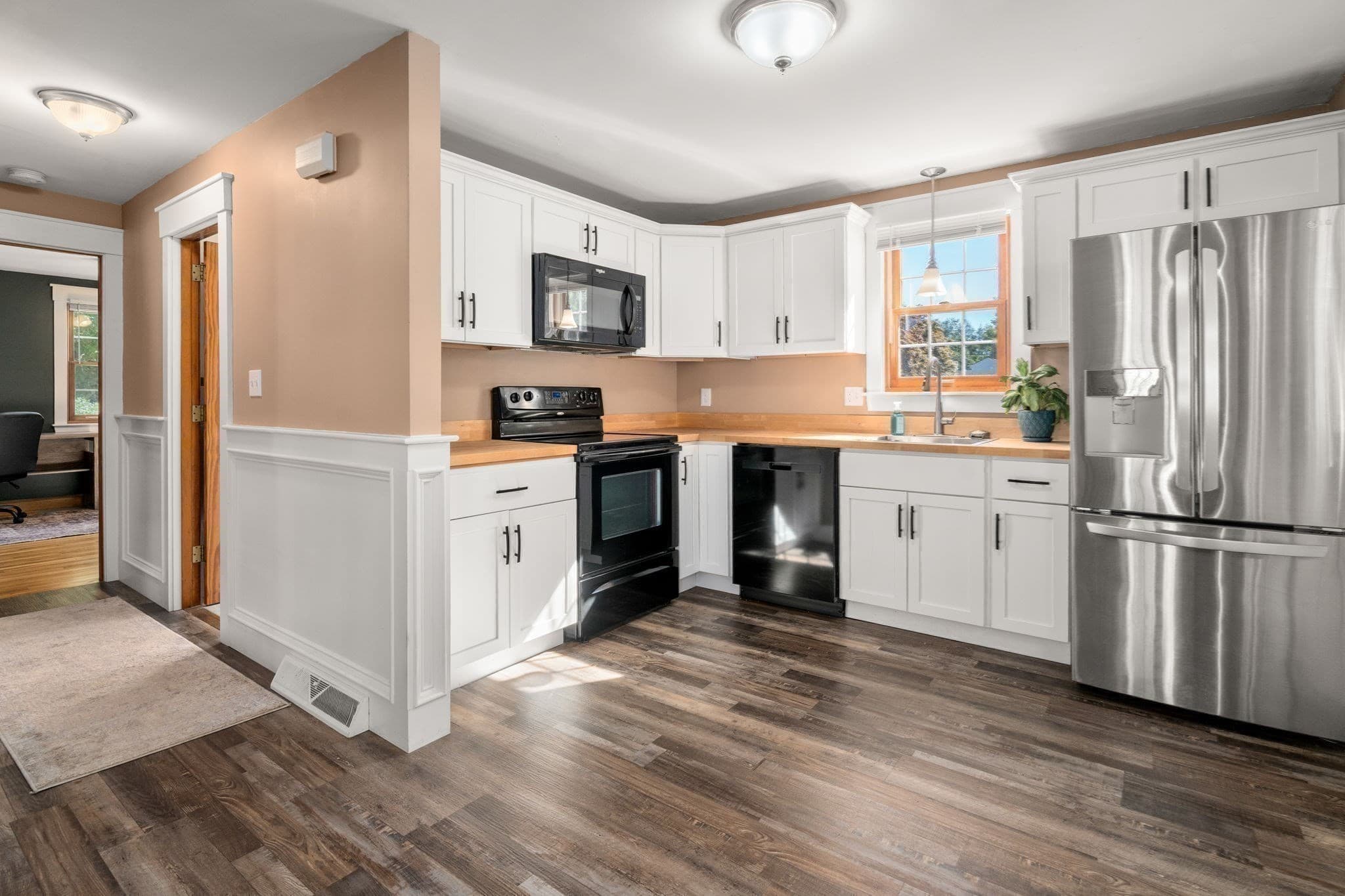 Single Family Residence at 1 New York Ave, Blackstone MA 01504, Blackstone, photo 10 of 34