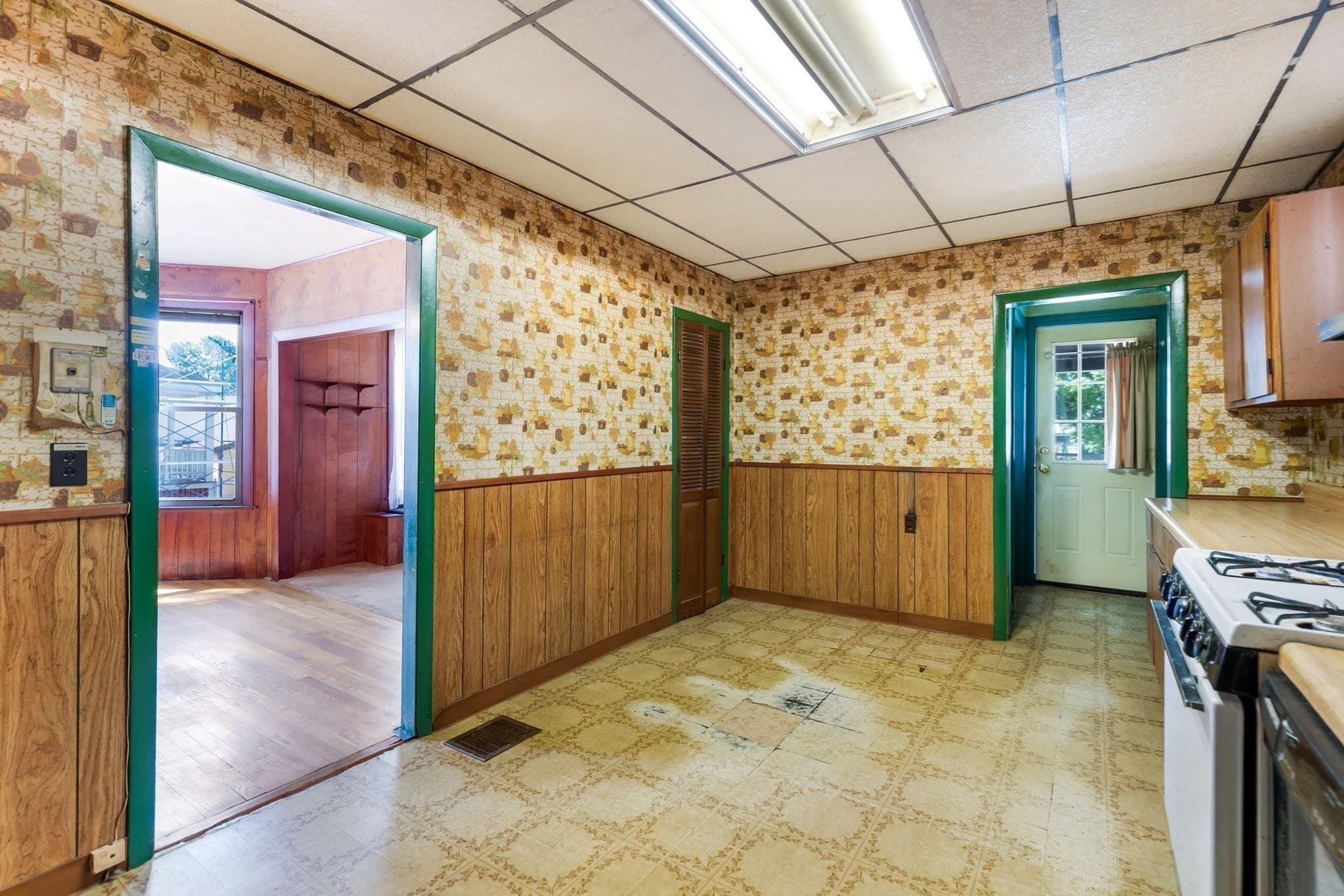Single Family Residence at 44 Sheridan Ave., Medford MA 02155, Medford, photo 5 of 27