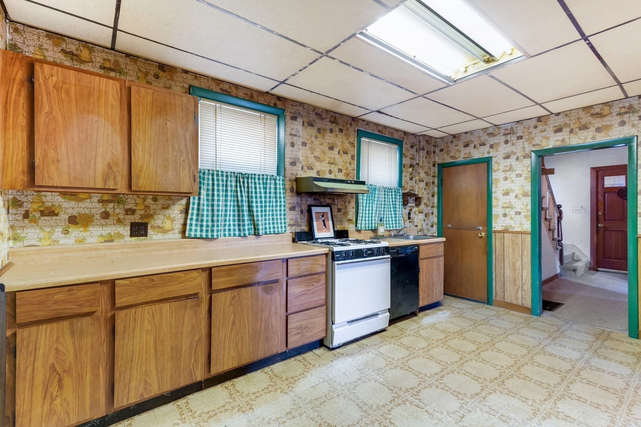 Single Family Residence at 44 Sheridan Ave., Medford MA 02155, Medford, photo 4 of 27