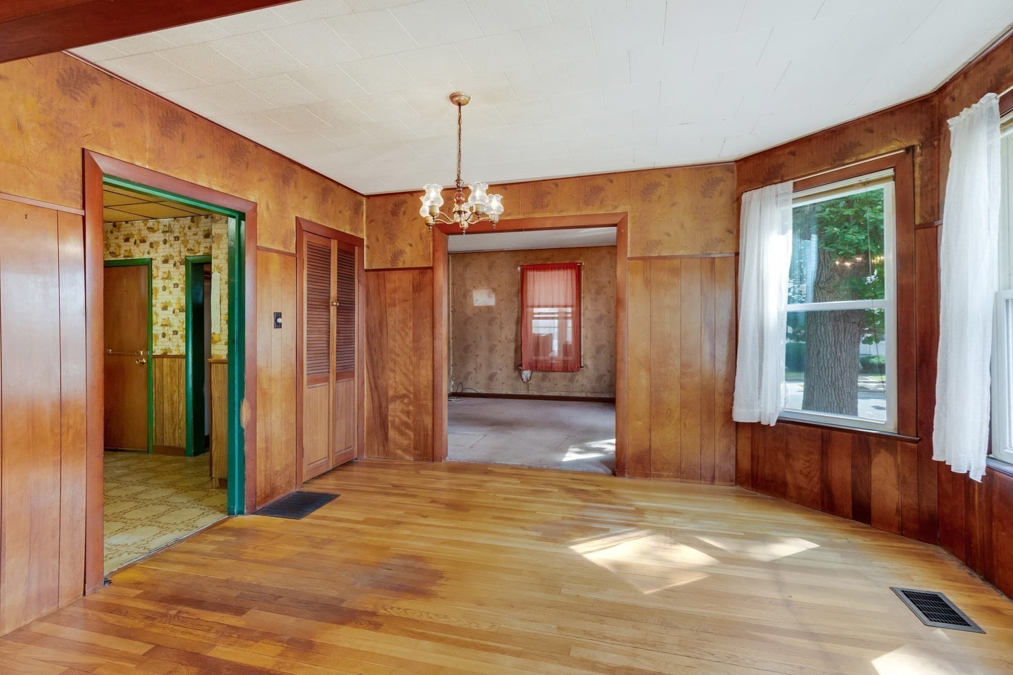 Single Family Residence at 44 Sheridan Ave., Medford MA 02155, Medford, photo 8 of 27