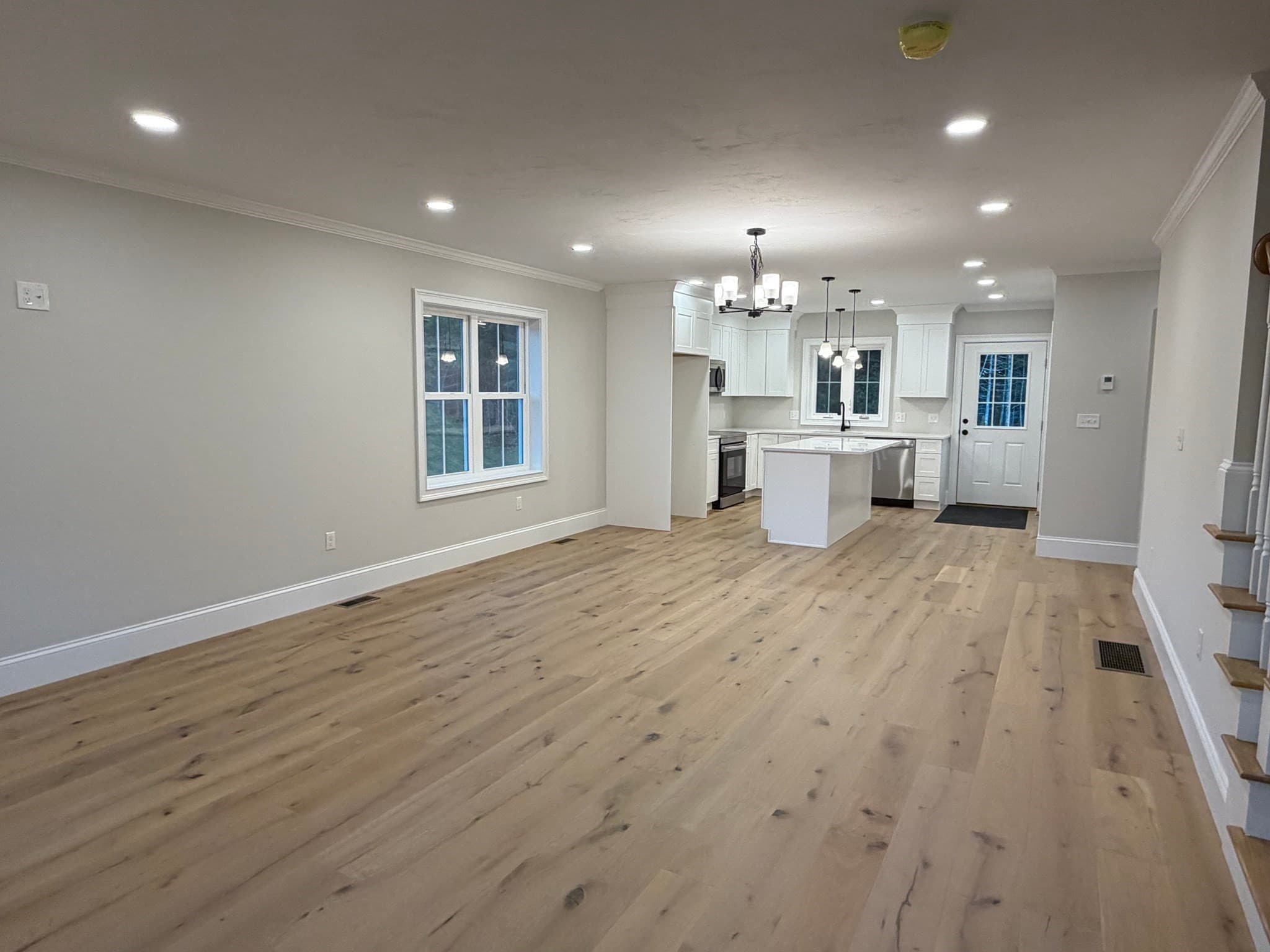 Single Family Residence at 10 Maple Hill Rd, Lakeville MA 02347, Lakeville, photo 2 of 30